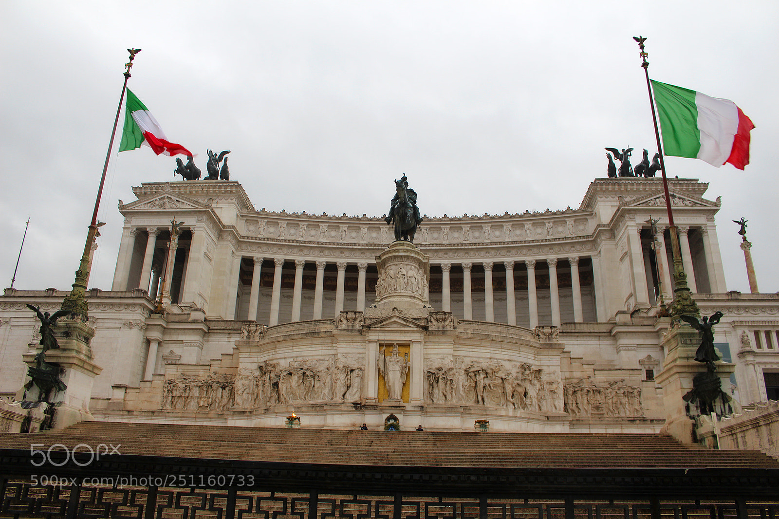 Canon EOS 700D (EOS Rebel T5i / EOS Kiss X7i) sample photo. Rome trip photography