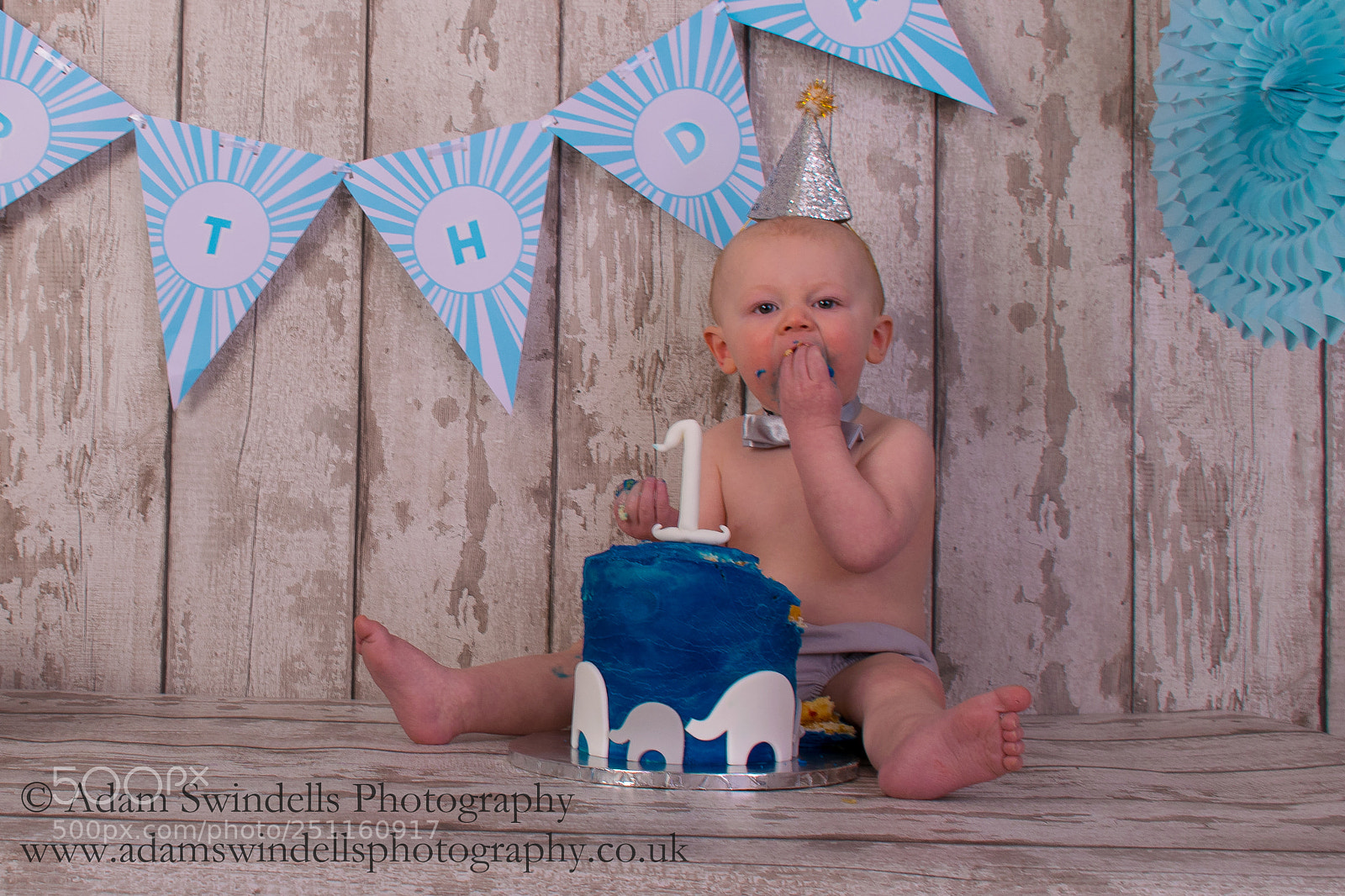 Nikon D5300 sample photo. Cake smash shoot photography