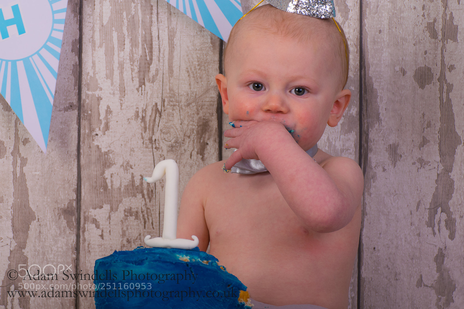 Nikon D5300 sample photo. Cake smash shoot photography