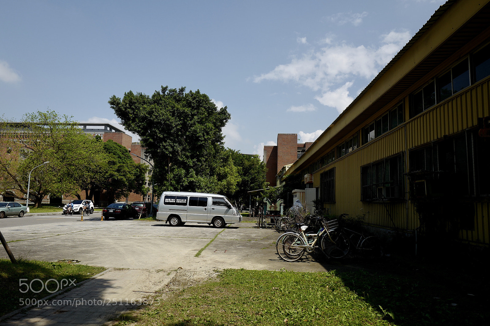 Leica Q (Typ 116) sample photo. 三月的陽光是溫柔的 photography