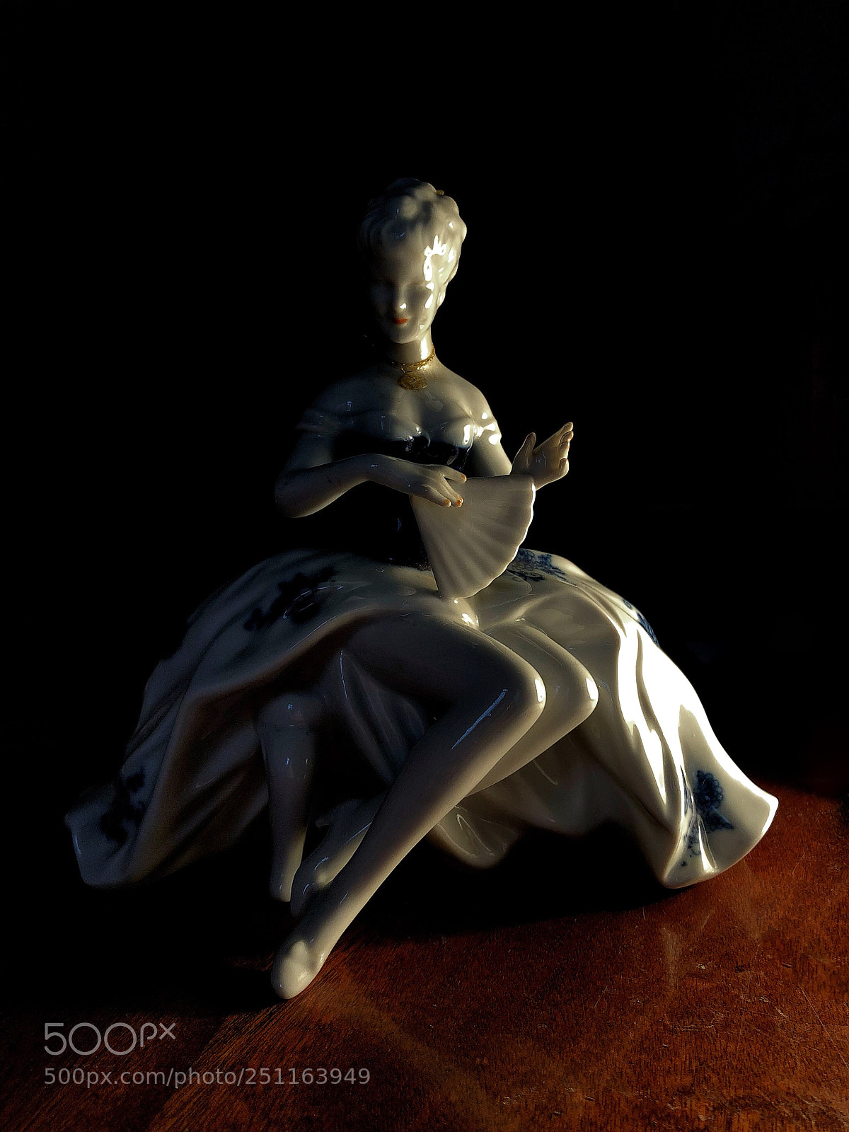 Apple iPhone X sample photo. Porcelain figure of beautiful photography