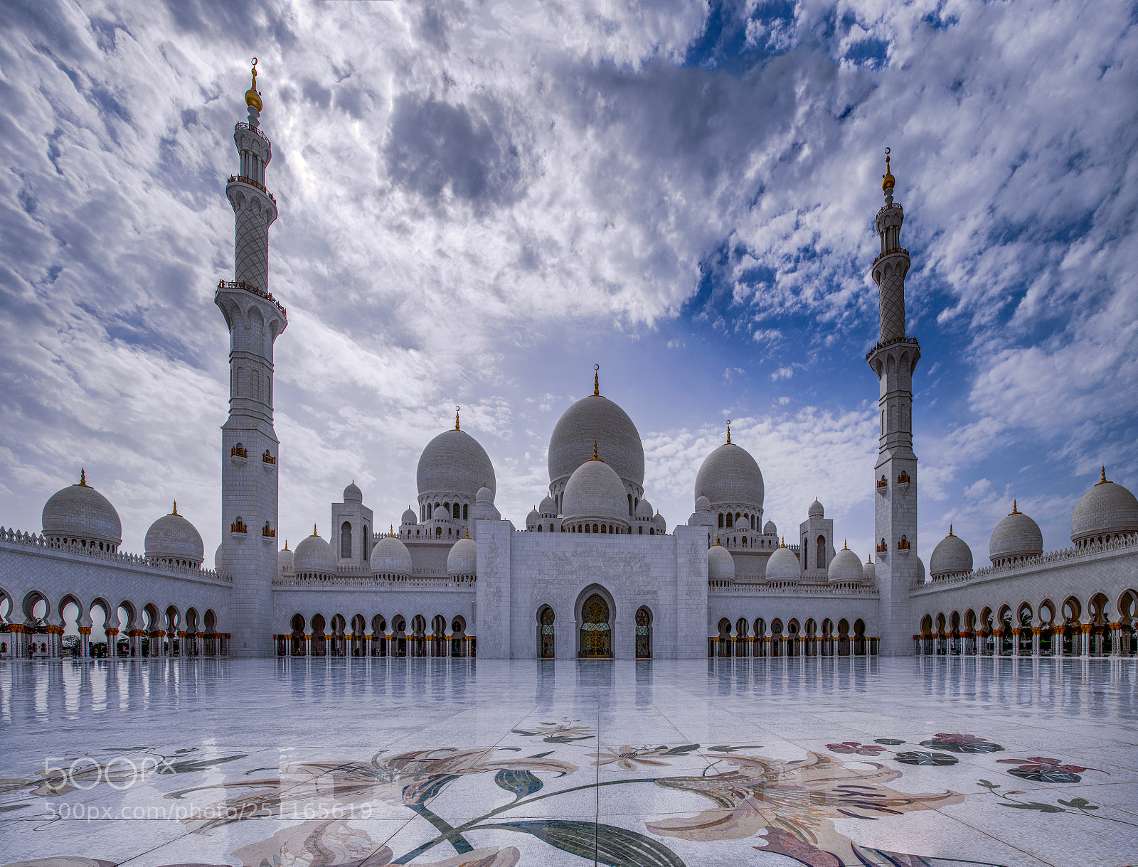 Canon EOS 6D Mark II sample photo. Majestic mosque photography