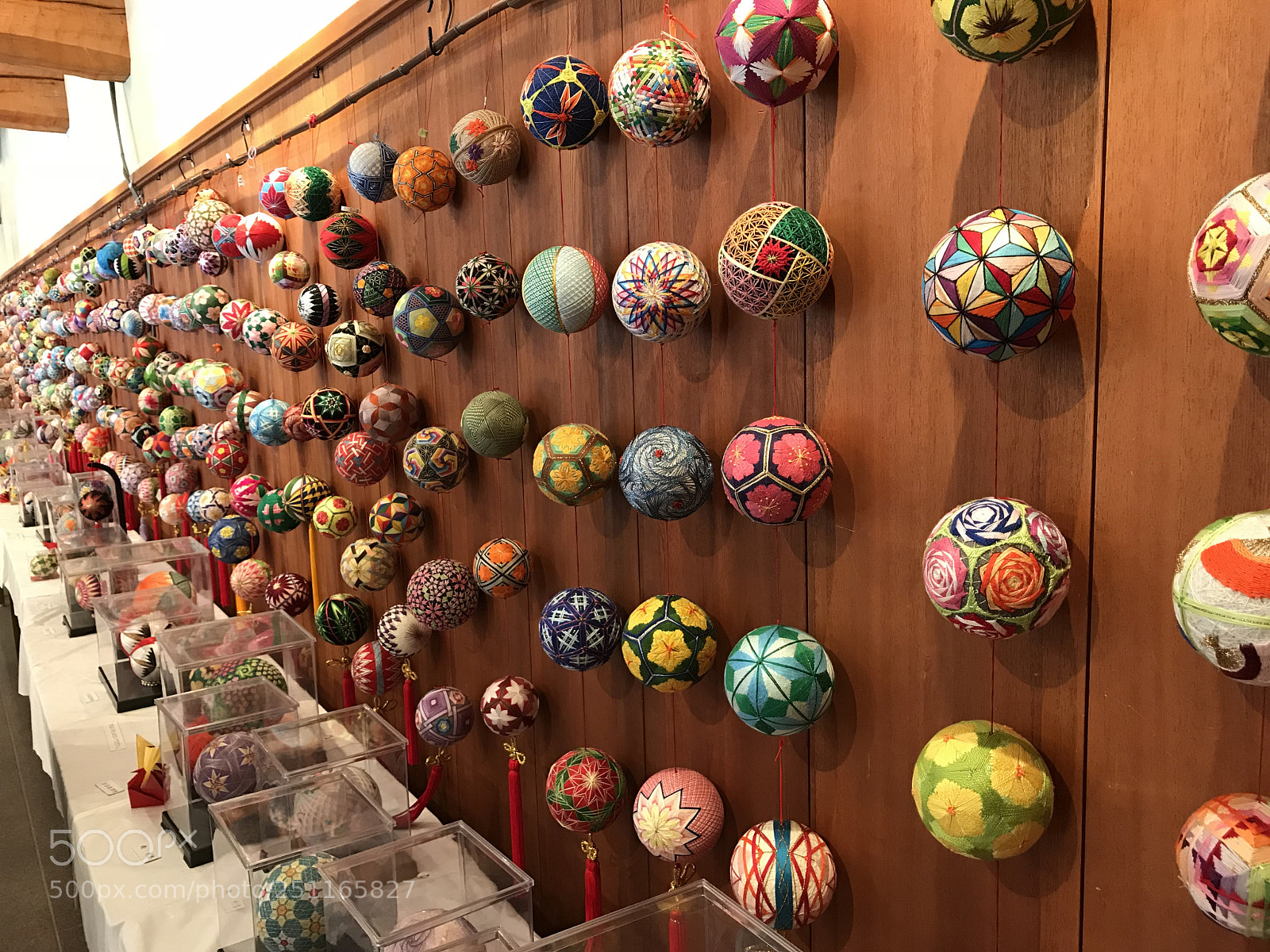 Apple iPhone 7 sample photo. Japanese culture ball made photography
