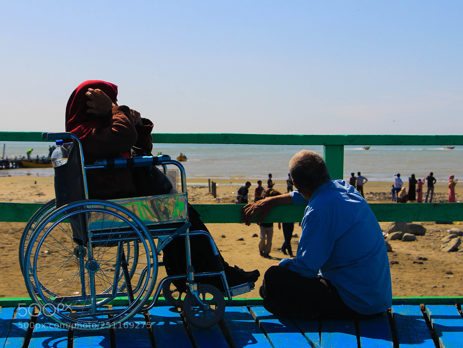 Canon EOS 700D (EOS Rebel T5i / EOS Kiss X7i) sample photo. Love in blue photography