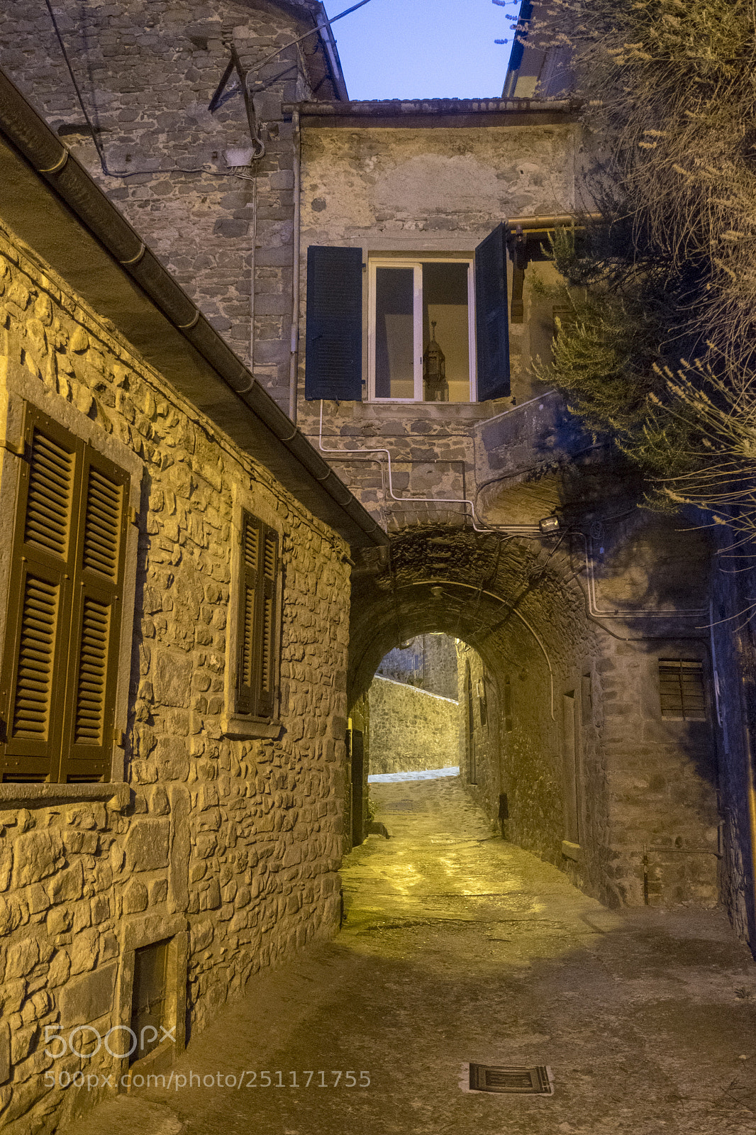 Fujifilm X-T2 sample photo. Mulazzo, old village in photography