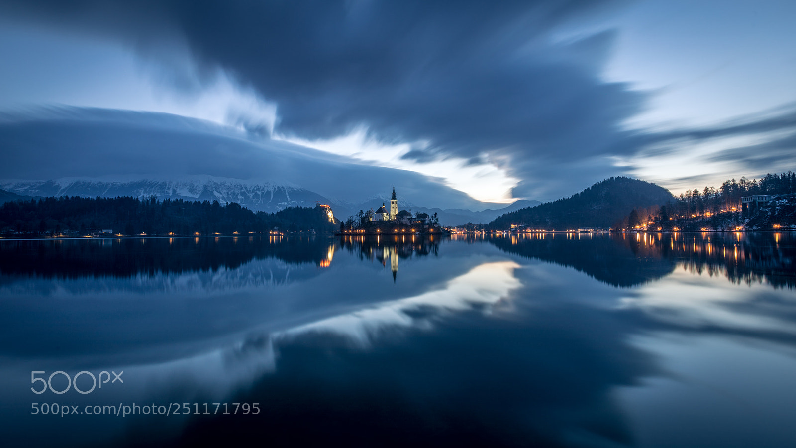 Canon EOS 5D Mark IV sample photo. Lake bled photography