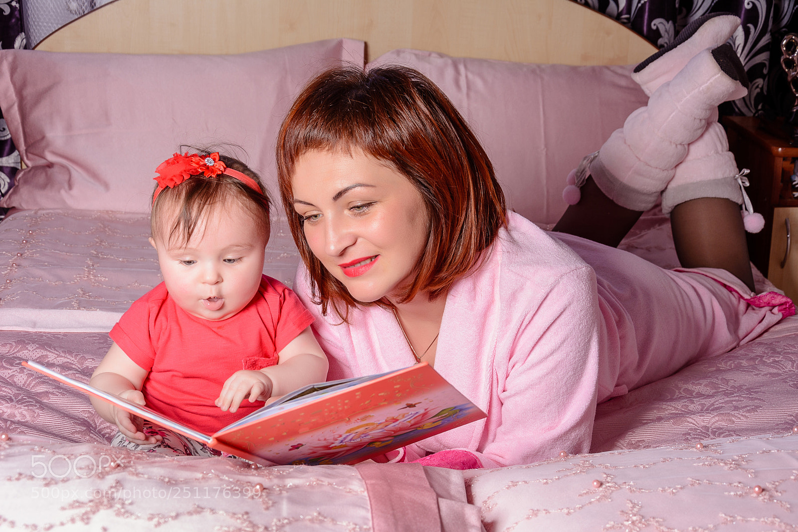 Nikon D7100 sample photo. Mum in a pink photography