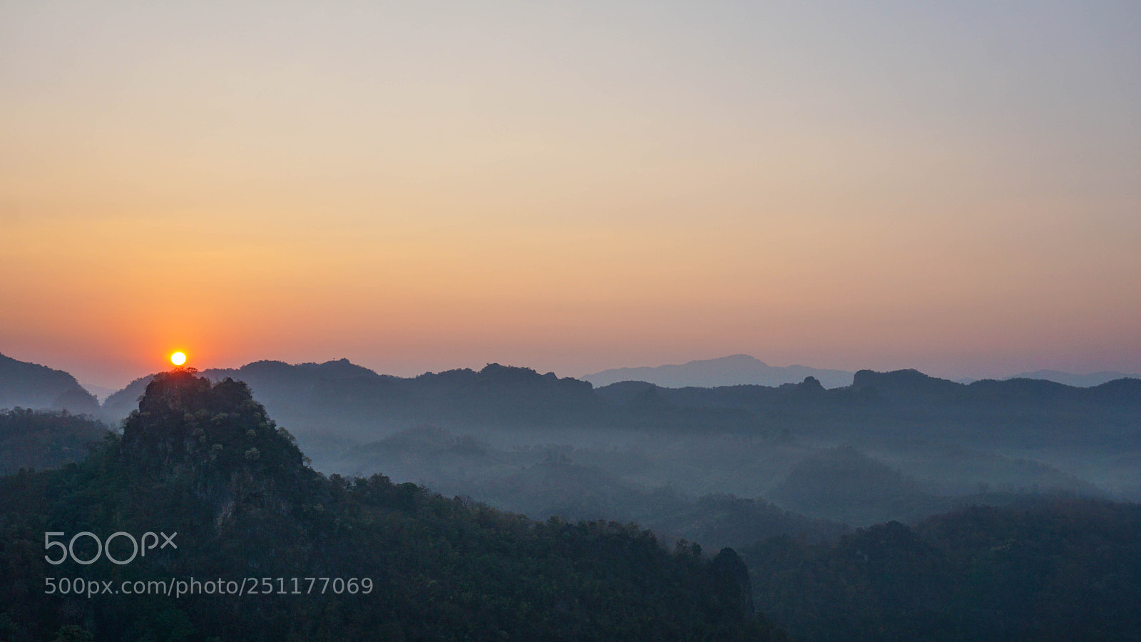 Sony a6000 sample photo. Good morn' photography