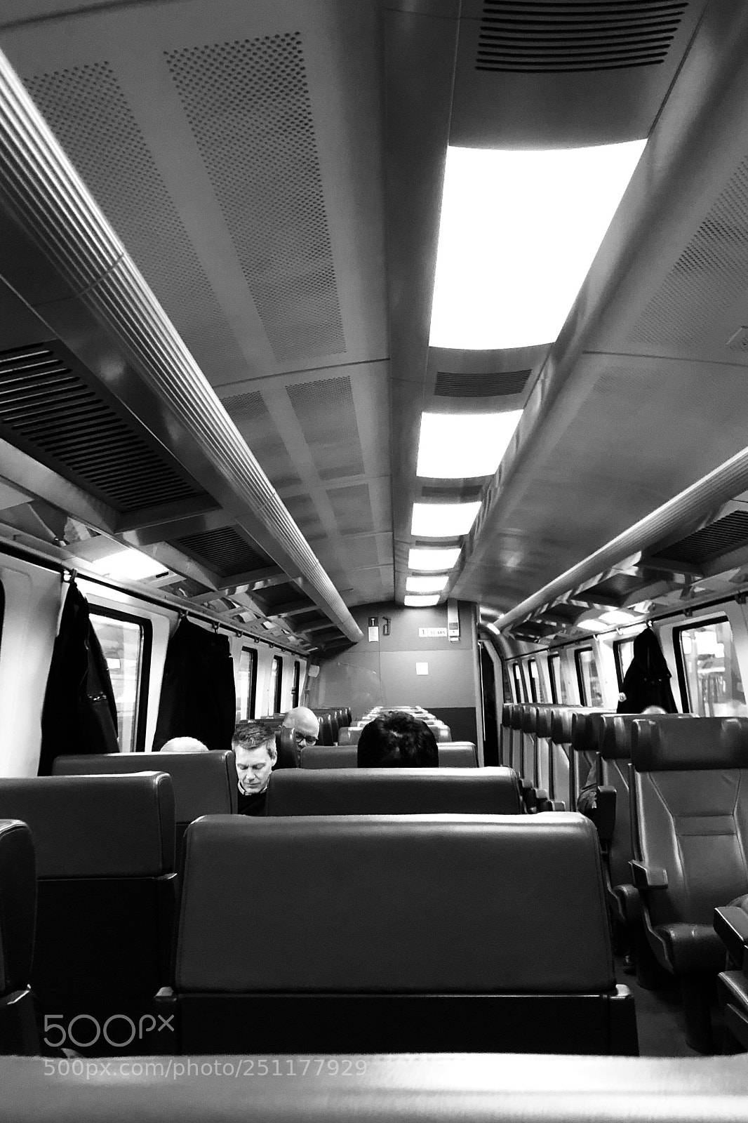 Apple iPhone X sample photo. A moment photography