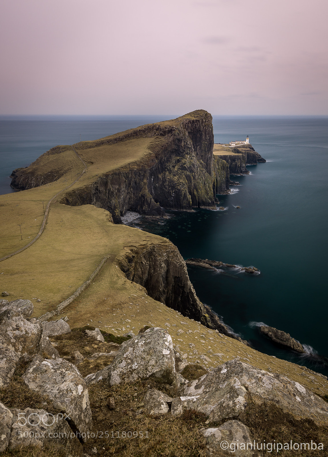 Nikon D800 sample photo. || neist point lighthouse photography