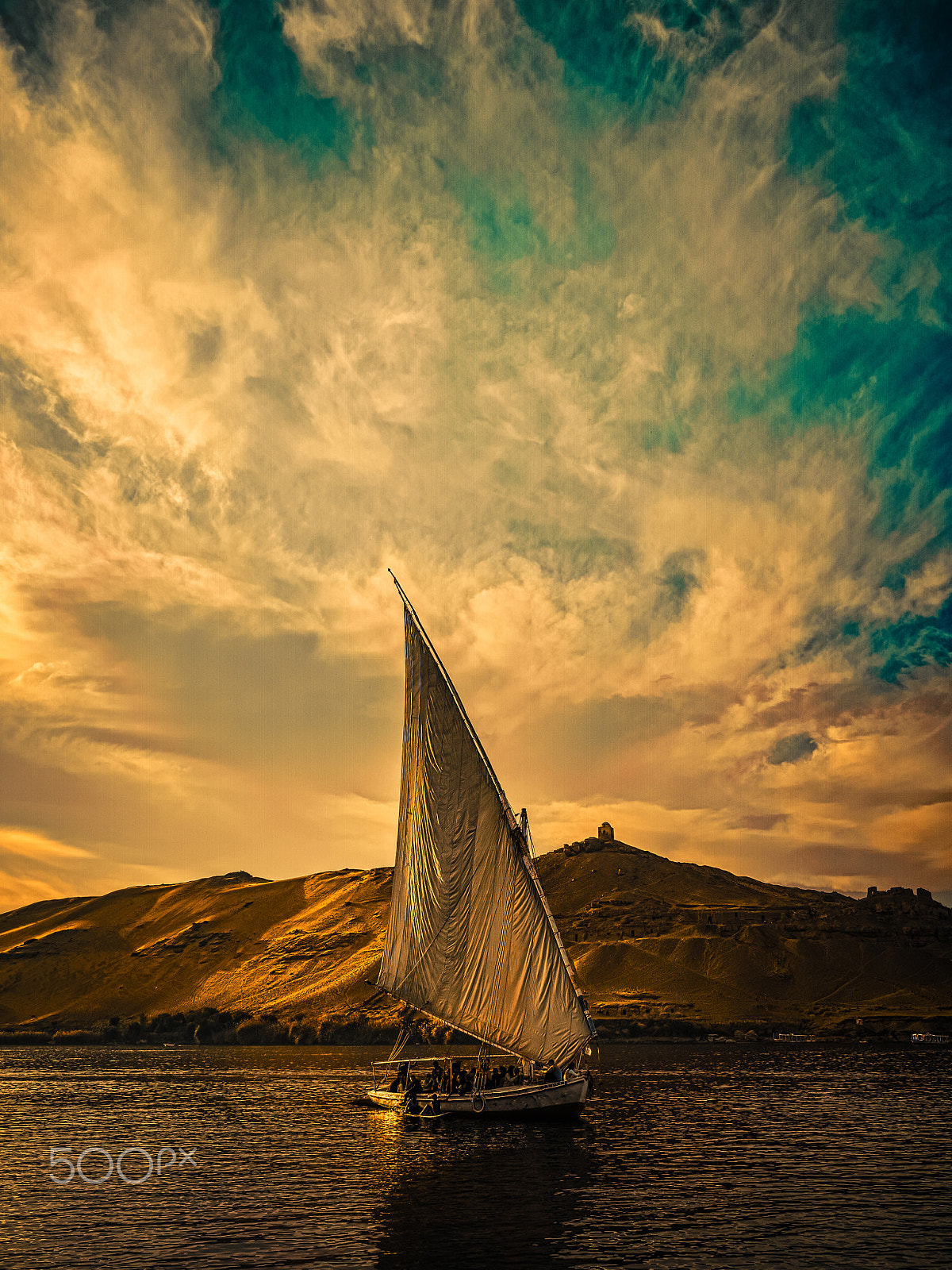 Sigma DP1 Merrill sample photo. Felucca photography
