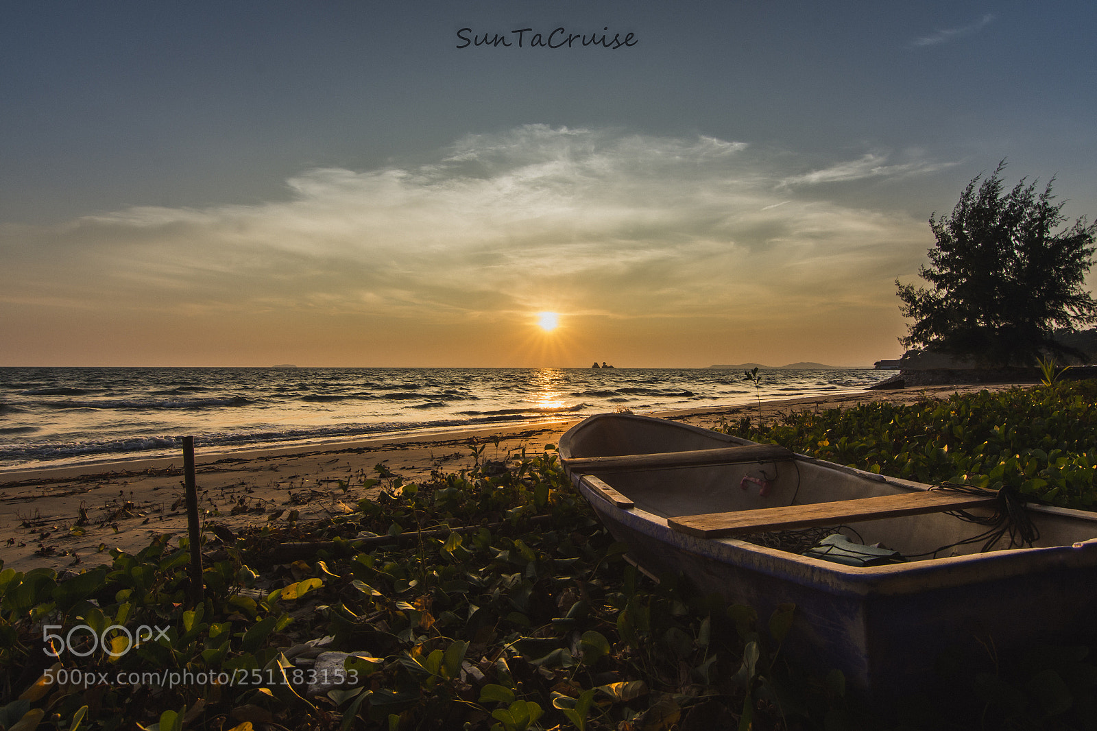 Nikon D7200 sample photo. Little boat in the photography