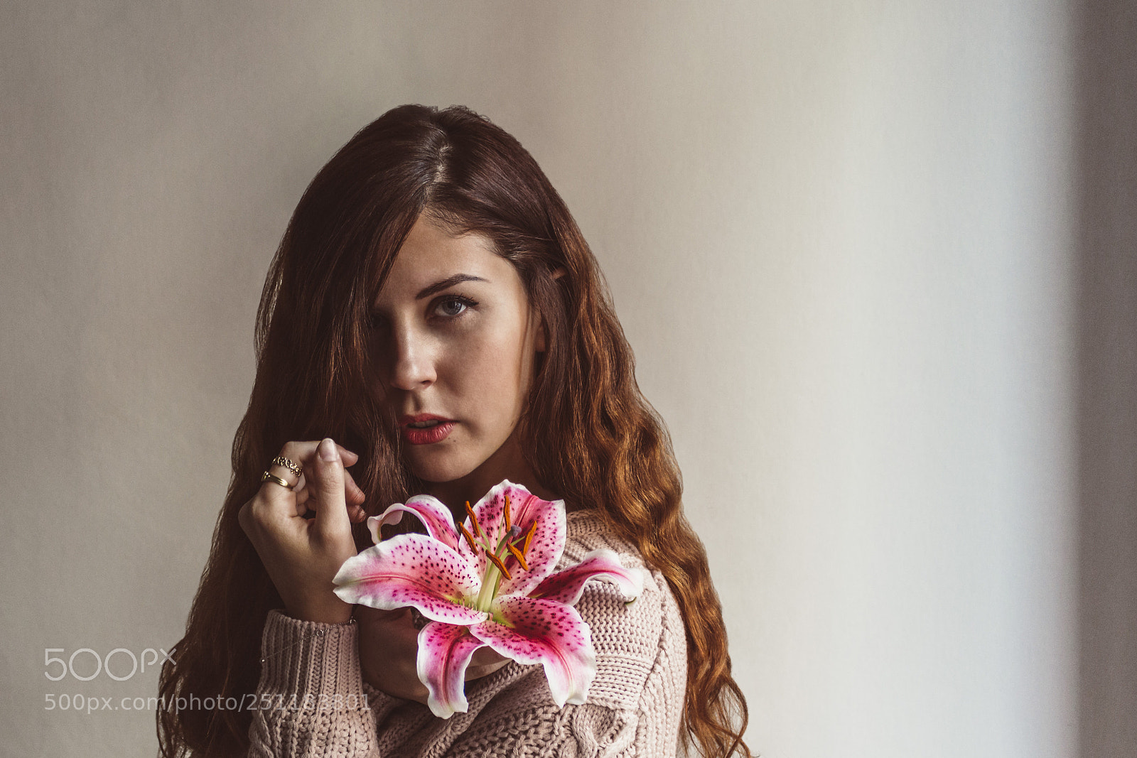 Canon EOS 700D (EOS Rebel T5i / EOS Kiss X7i) sample photo. Fucsia lilium photography