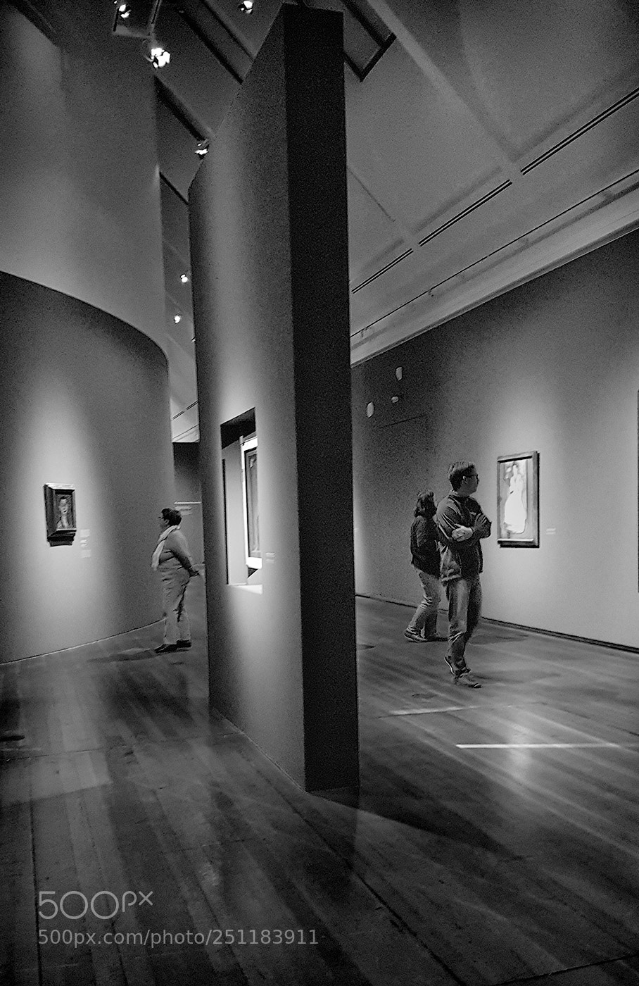 Samsung Galaxy S7 sample photo. At the exhibition photography