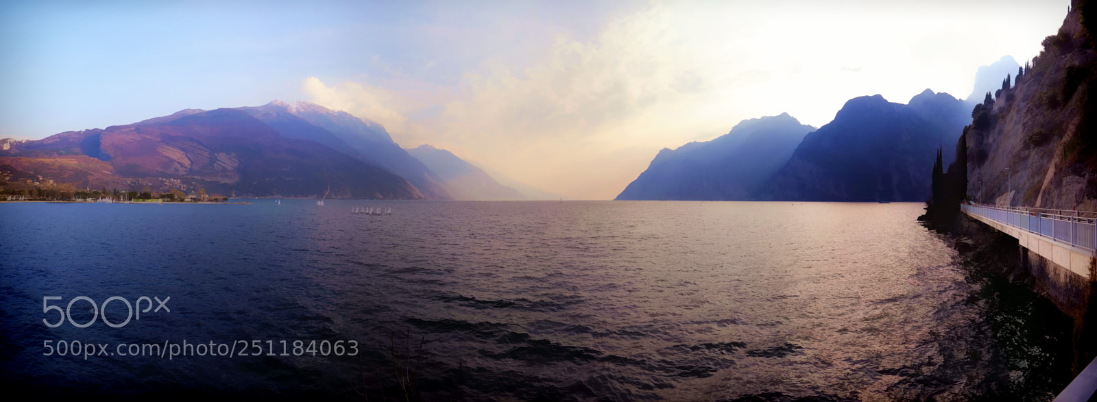 Canon EOS 200D (EOS Rebel SL2 / EOS Kiss X9) sample photo. Lago di garda photography