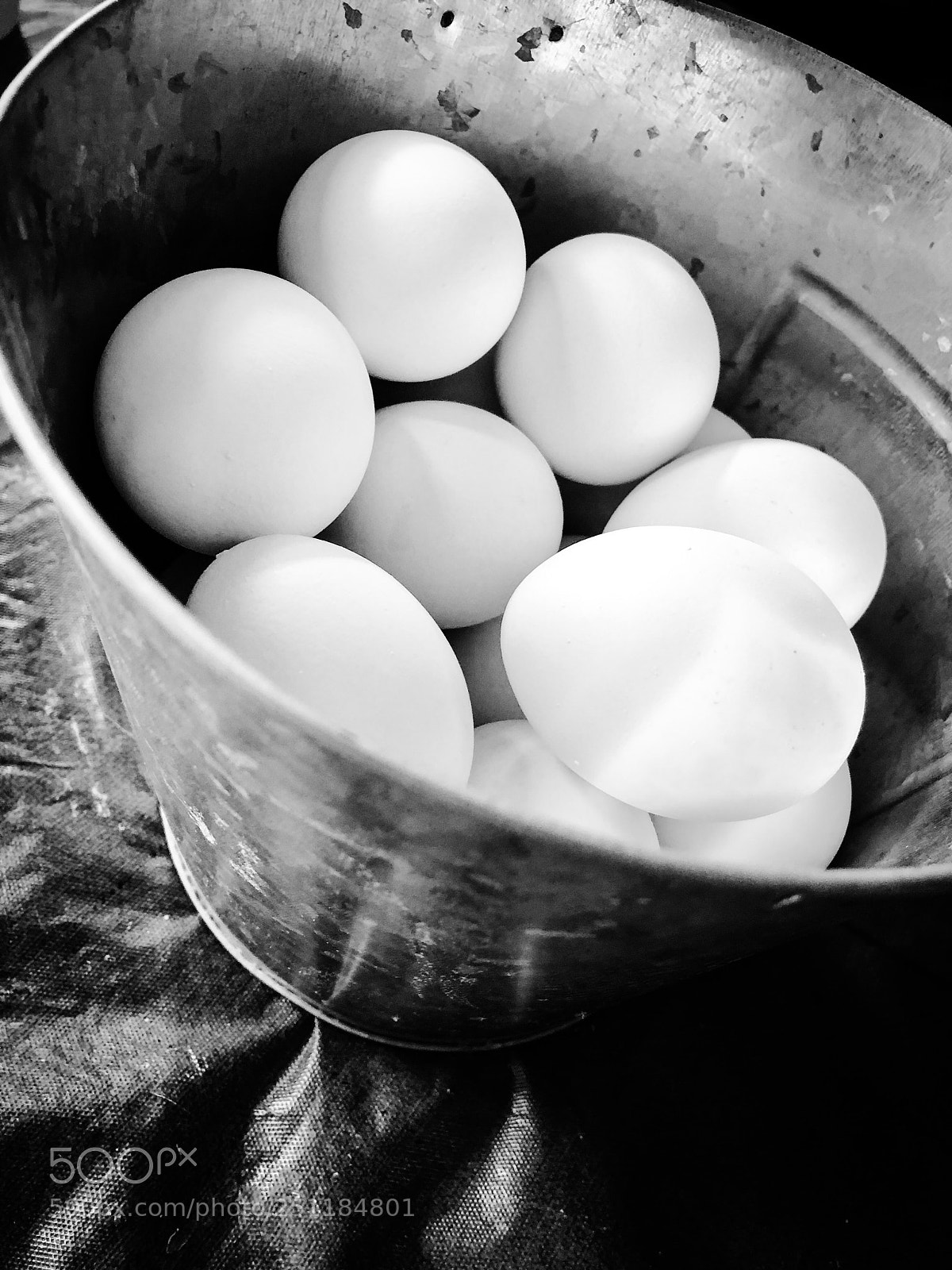 Apple iPhone X sample photo. Easter’s coming photography
