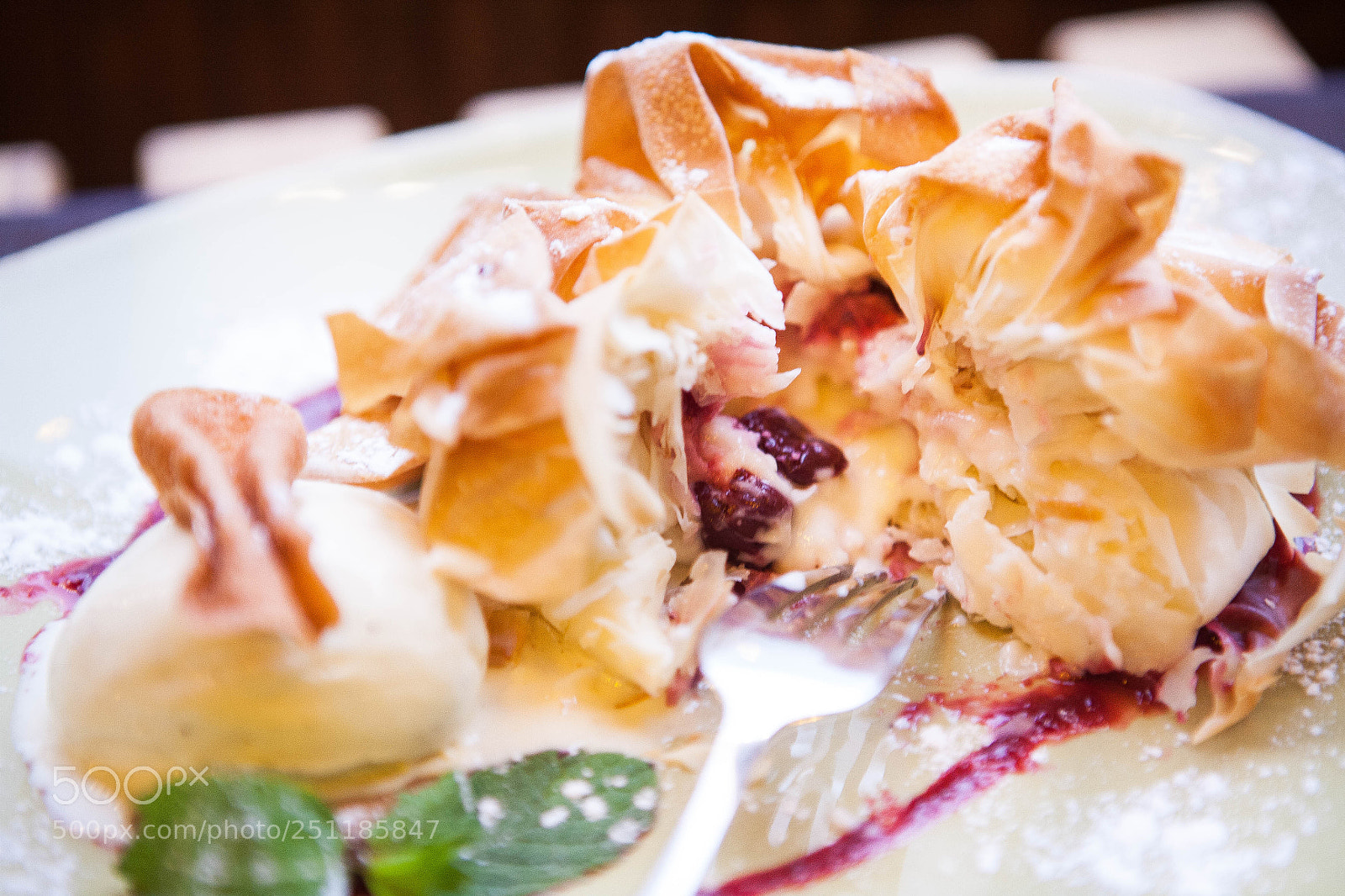 Canon EOS 5D sample photo. Img photography