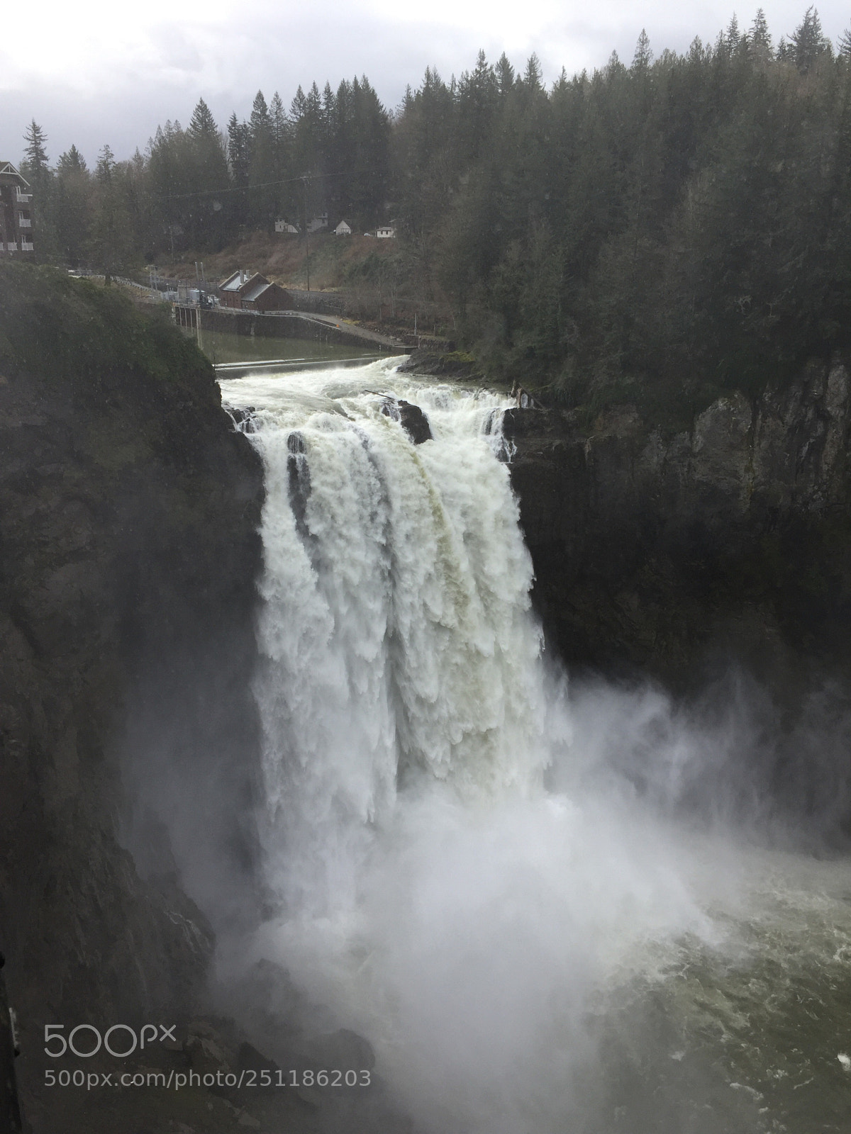 Apple iPhone 6 sample photo. Snoqualmie falls photography