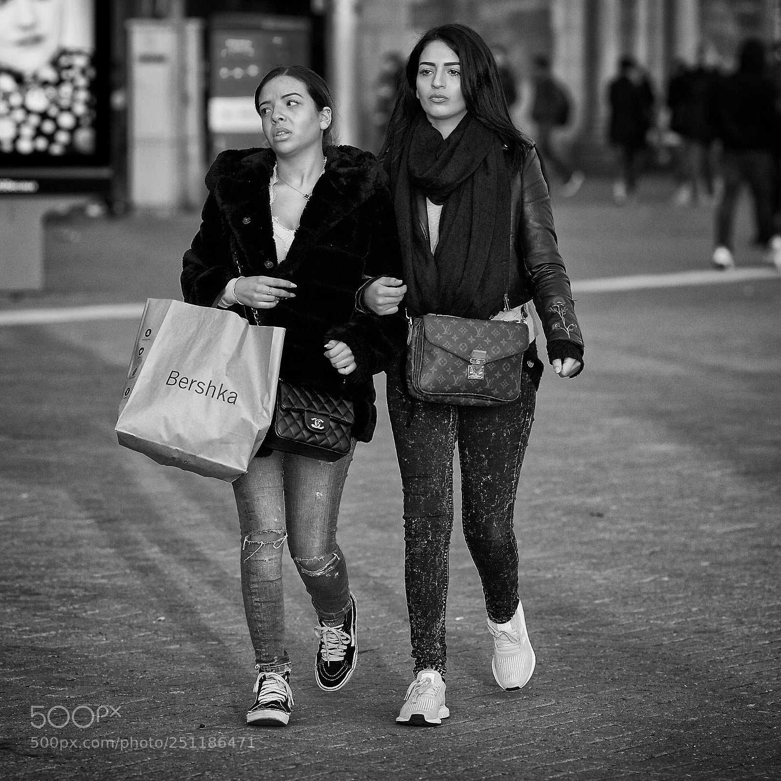 Canon EOS 5D Mark II sample photo. Amsterdam people photography