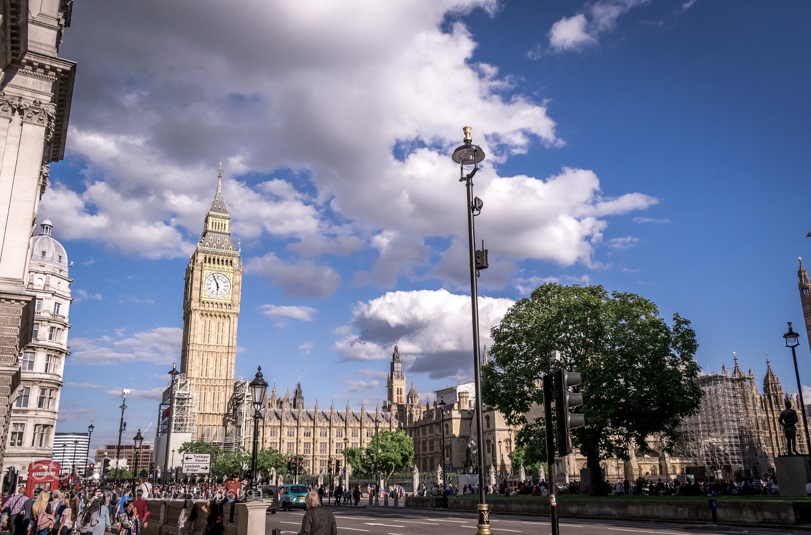 Nikon D3300 sample photo. Parliament square garden photography