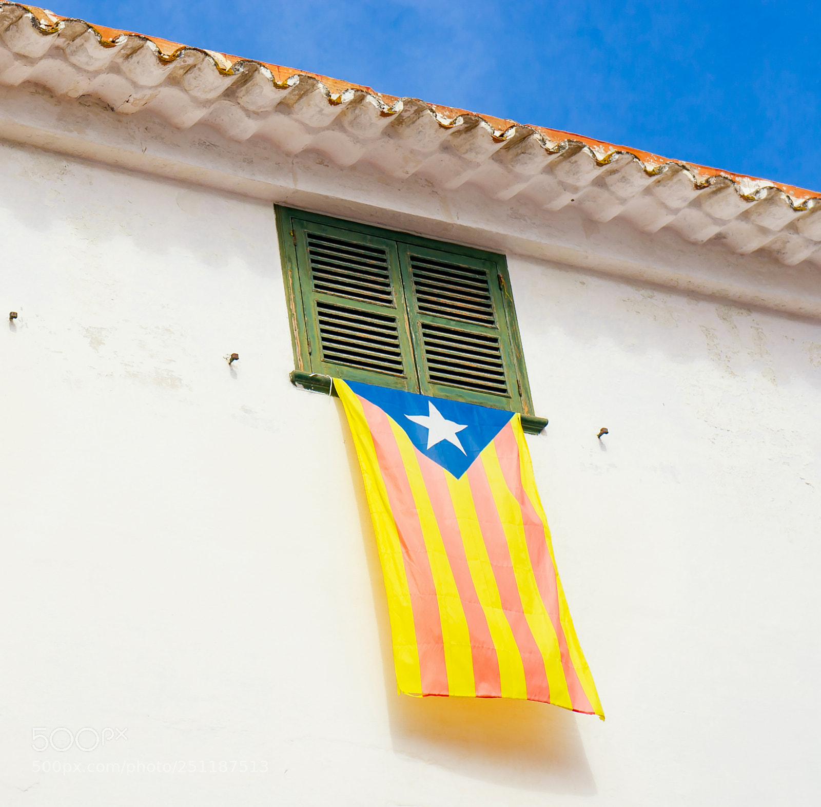 Sony Alpha NEX-5 sample photo. Catalan flag photography