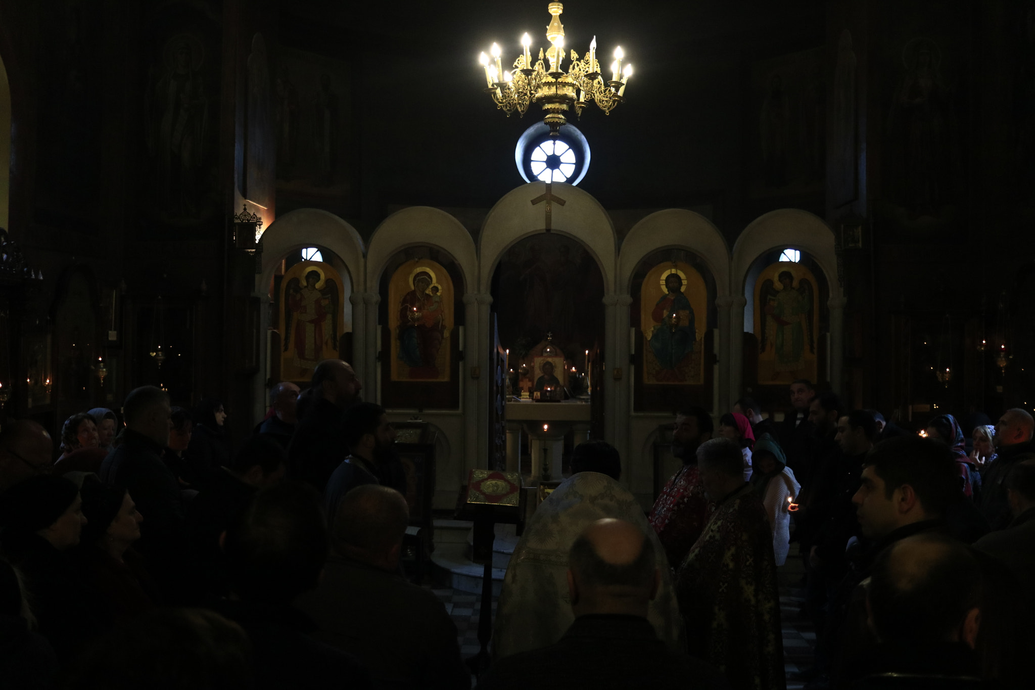 Canon EF-S 24mm F2.8 STM sample photo. Church photography