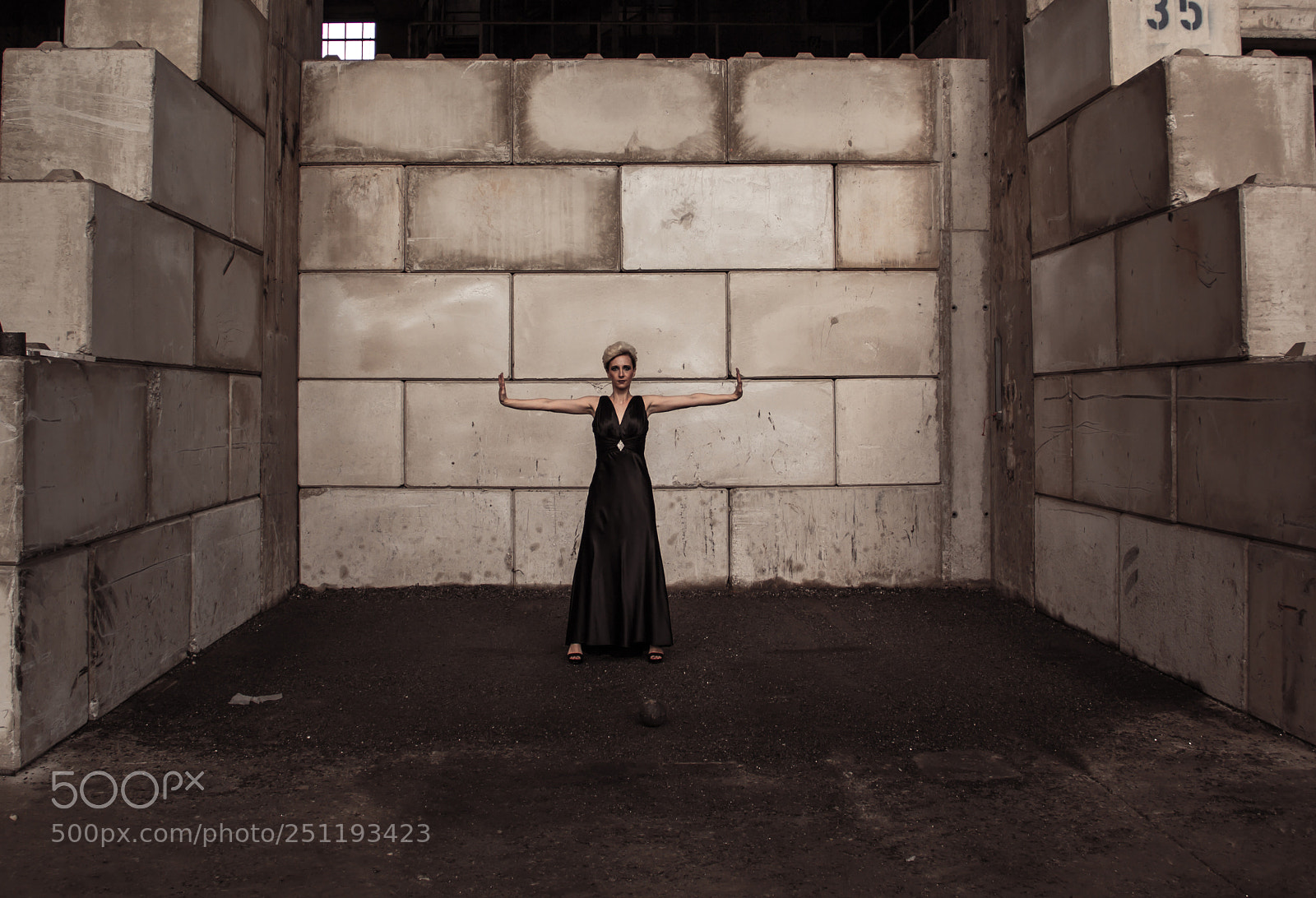 Canon EOS 60D sample photo. Strong woman photography