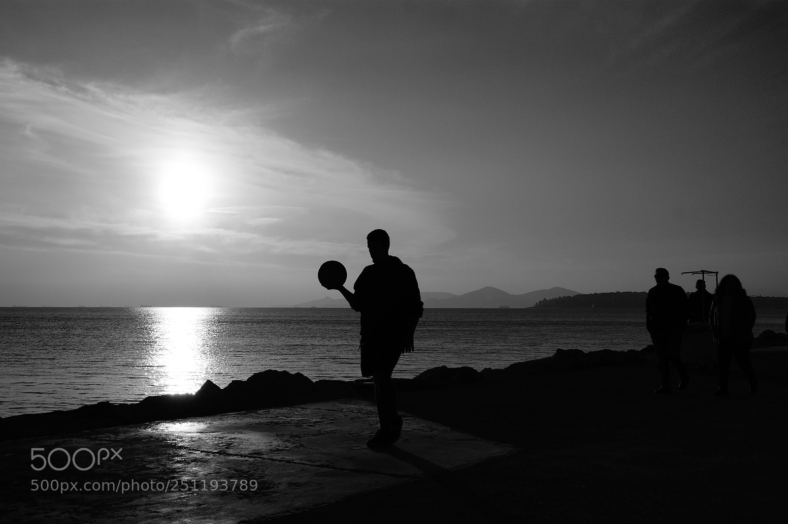 Sony Alpha DSLR-A350 sample photo. The ball photography