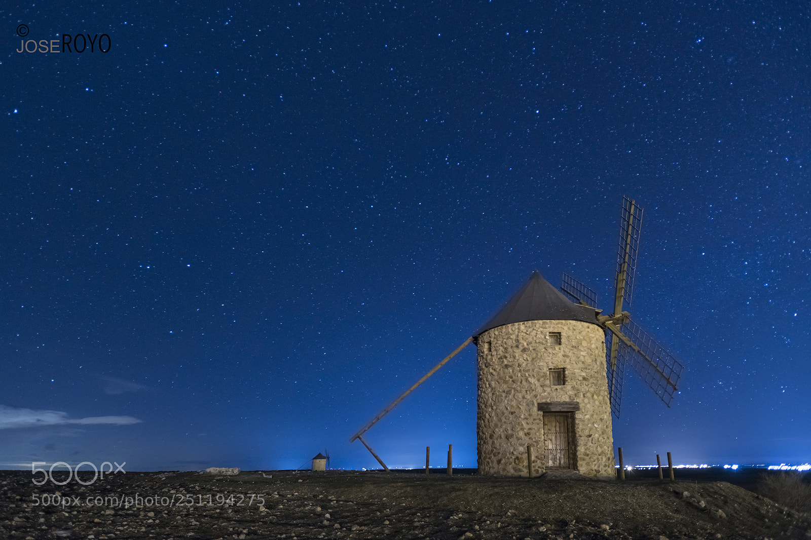 Nikon D850 sample photo. Molinos en la noche photography