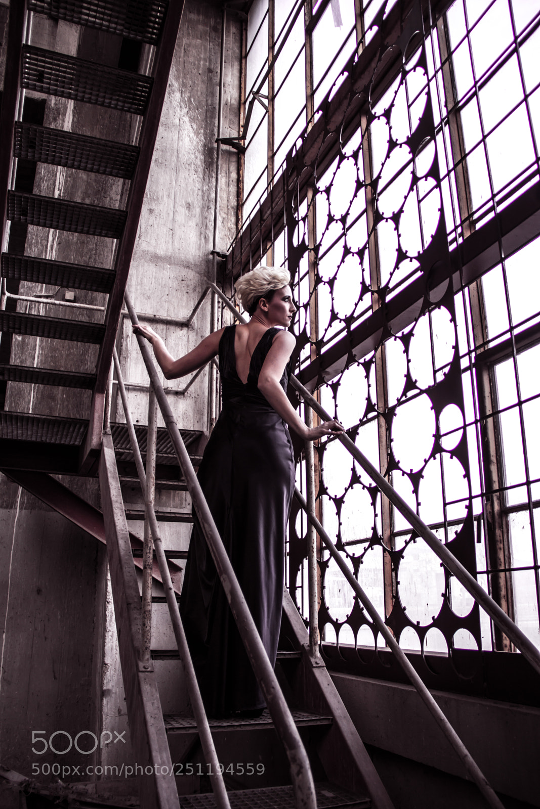 Canon EOS 60D sample photo. Strong woman photography