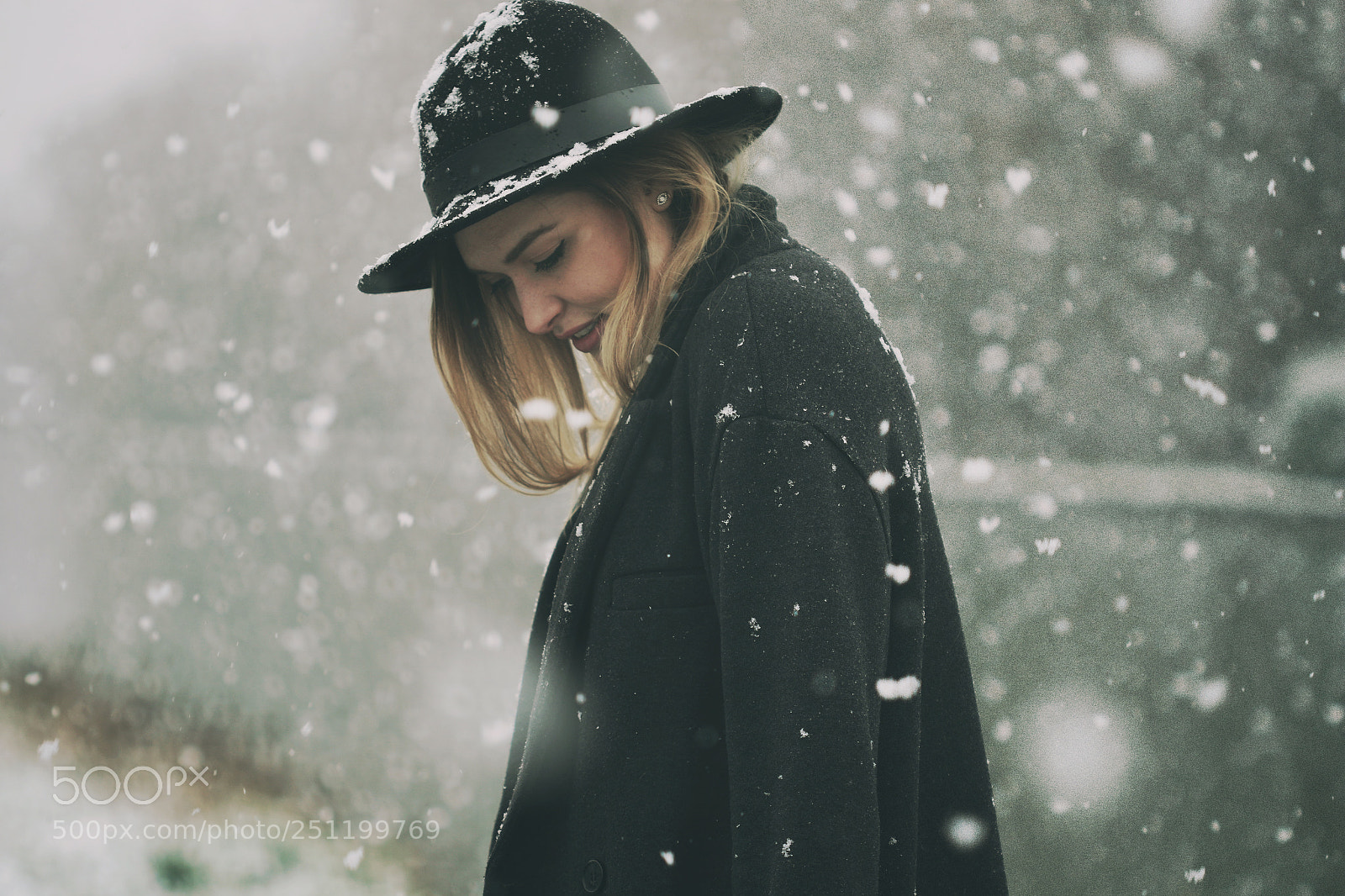 Canon EOS 7D Mark II sample photo. Nina photography