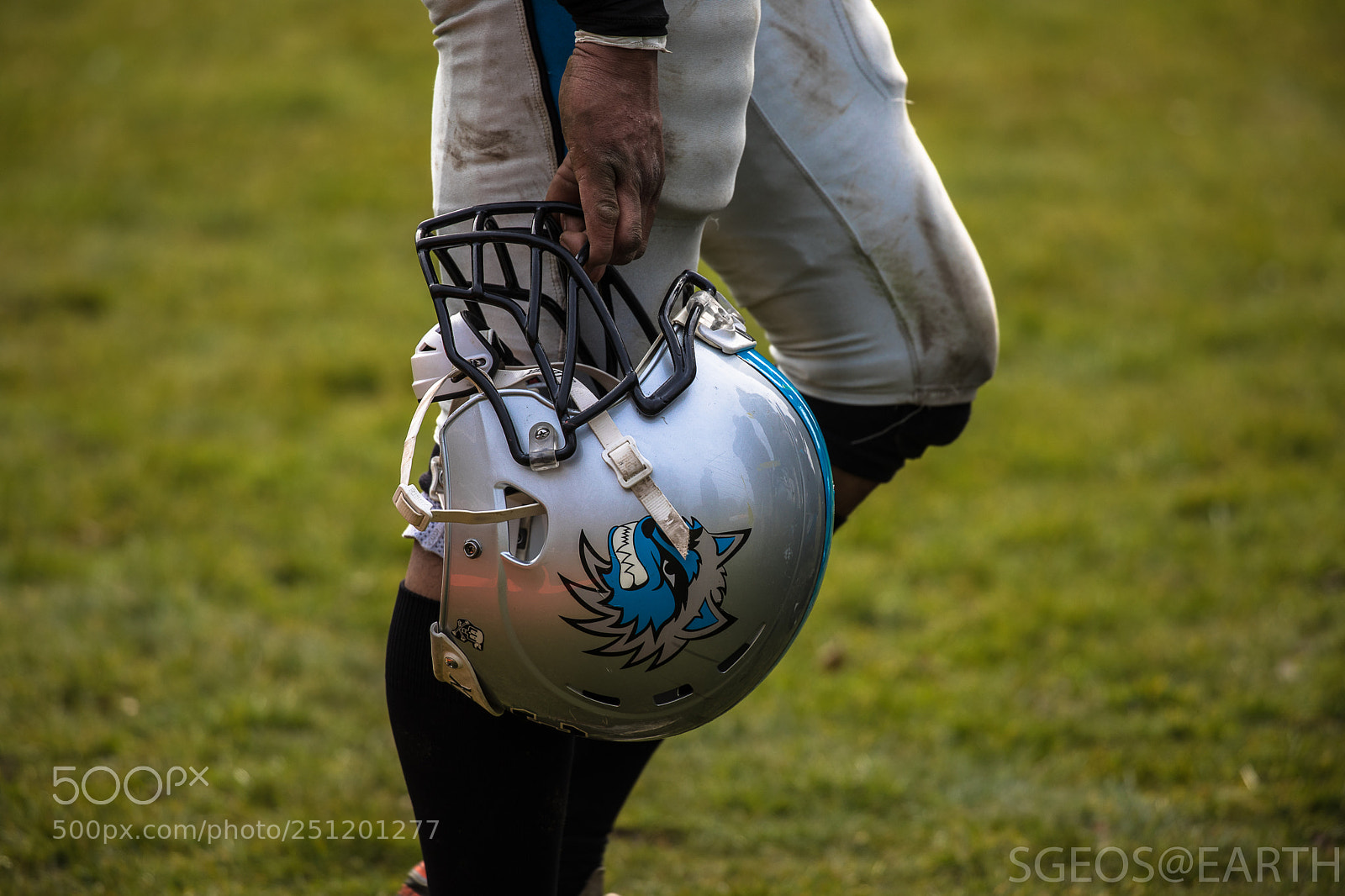 Canon EOS 5D Mark IV sample photo. American football photography