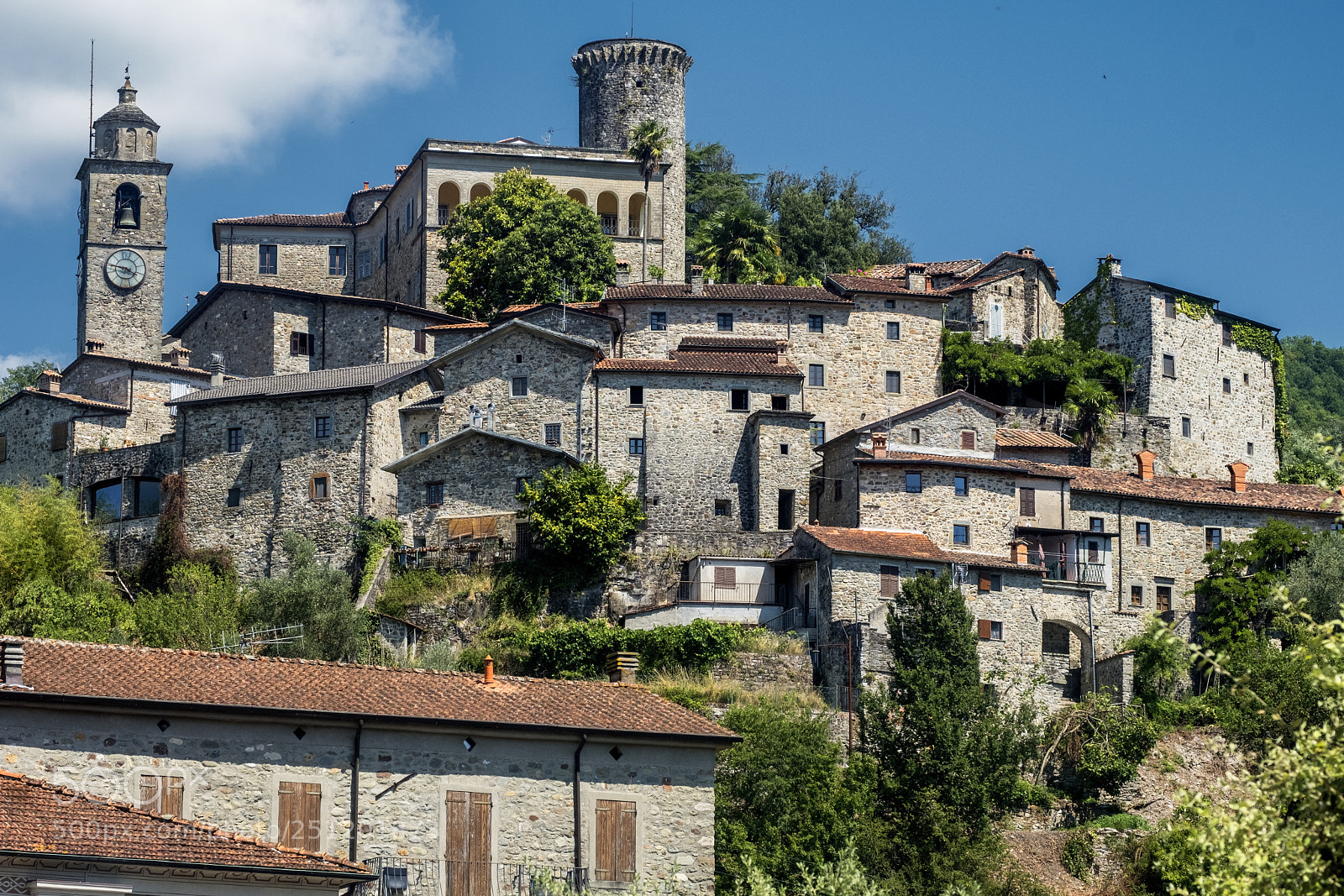 Fujifilm X-T20 sample photo. Bagnone, old village in photography