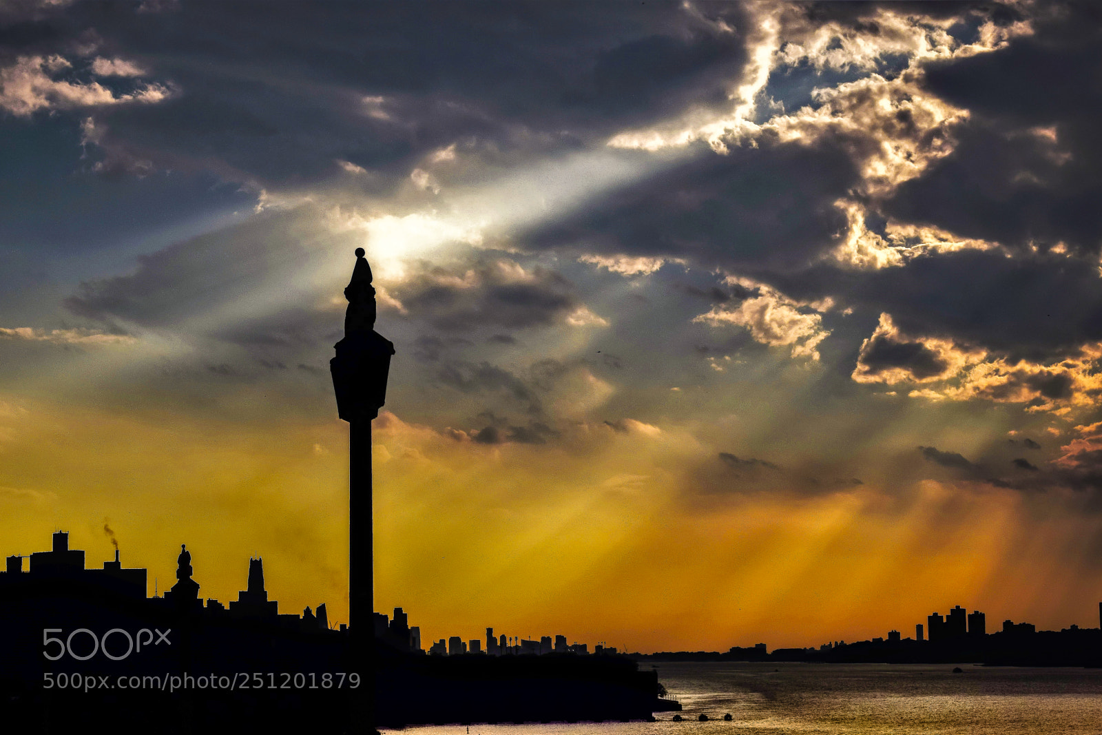 Nikon D3300 sample photo. Sunrays at sunset photography