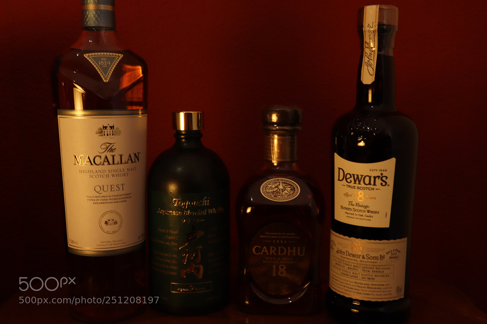 Canon EOS 800D (EOS Rebel T7i / EOS Kiss X9i) sample photo. Which whisky tonight ? photography