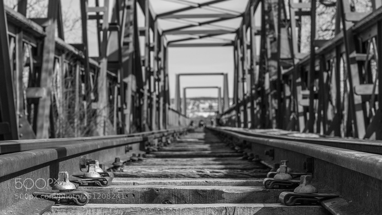Canon EOS 650D (EOS Rebel T4i / EOS Kiss X6i) sample photo. Puente y via photography