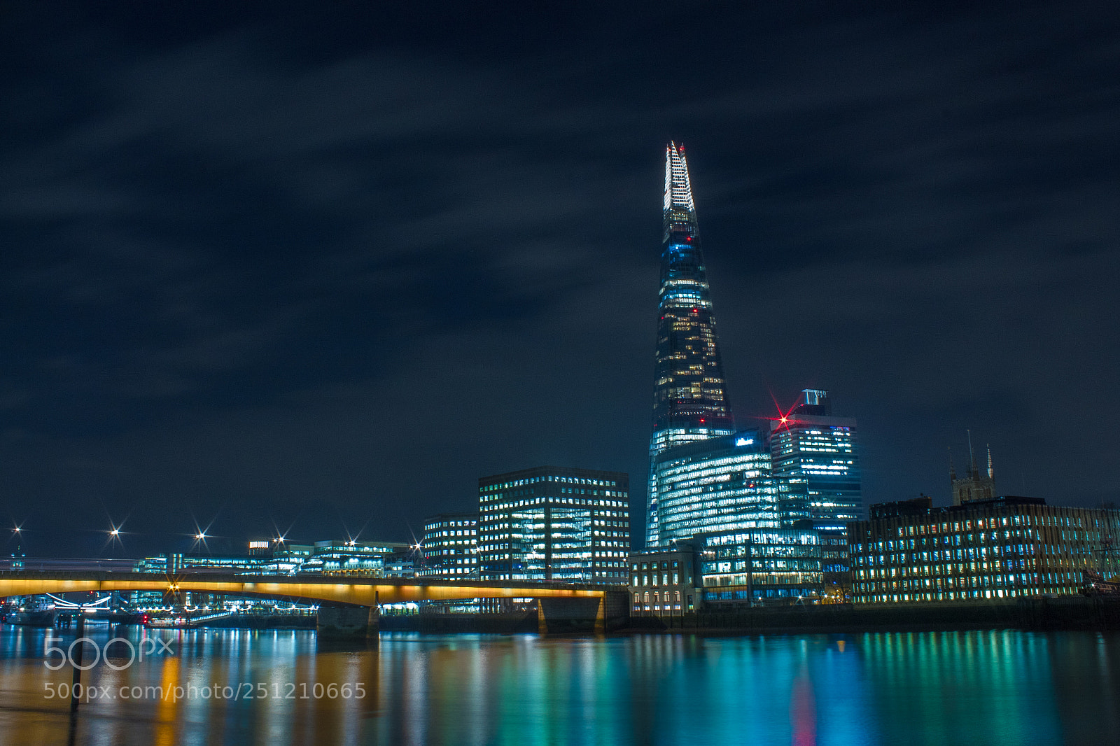Canon EOS 1300D (EOS Rebel T6 / EOS Kiss X80) sample photo. The shard sick photo photography