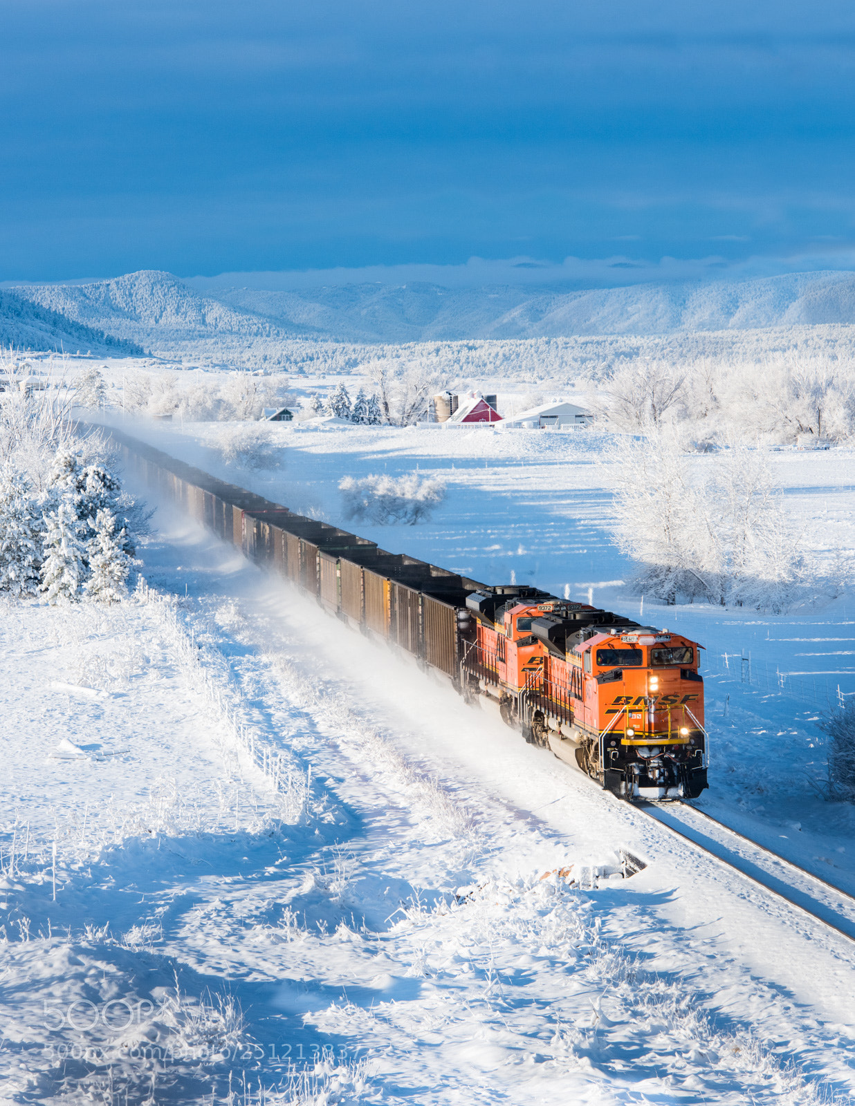 Nikon D810 sample photo. Bnsf 8457 leads a photography