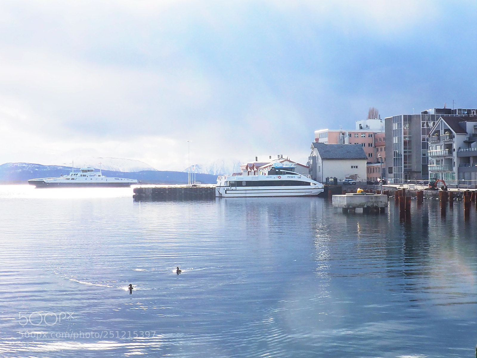 Olympus OM-D E-M10 II sample photo. Molde harbor photography