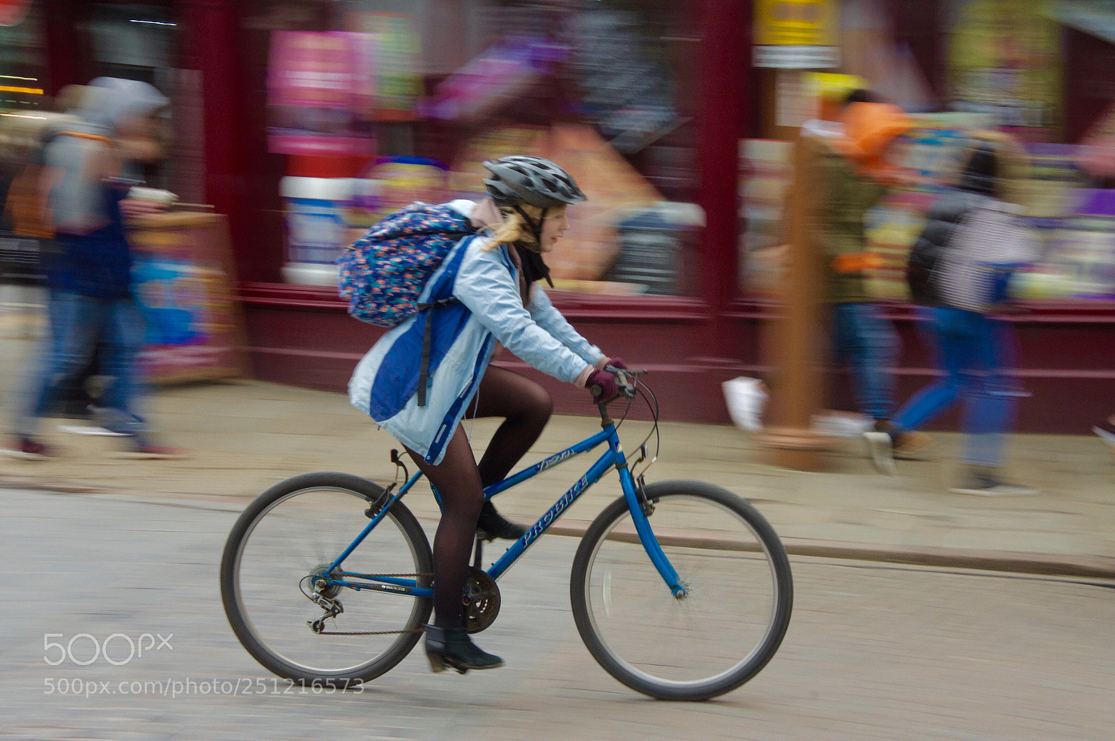 Nikon D90 sample photo. City cycling photography