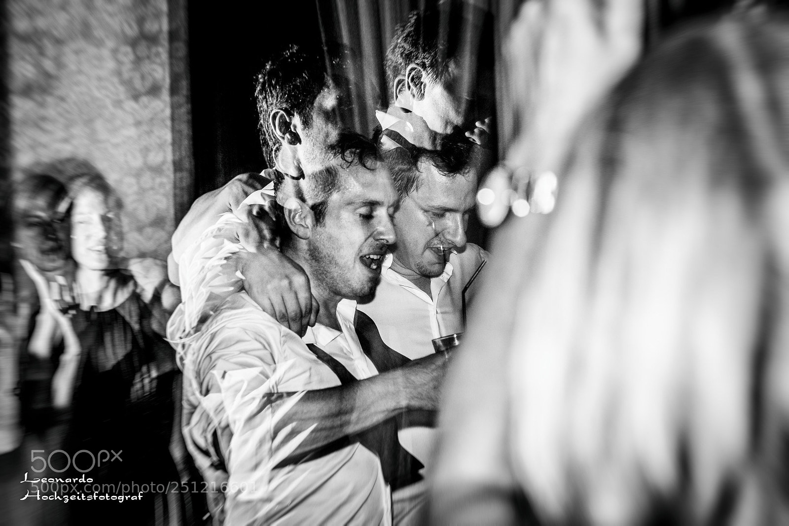 Canon EOS 5D Mark II sample photo. Wedding party photography