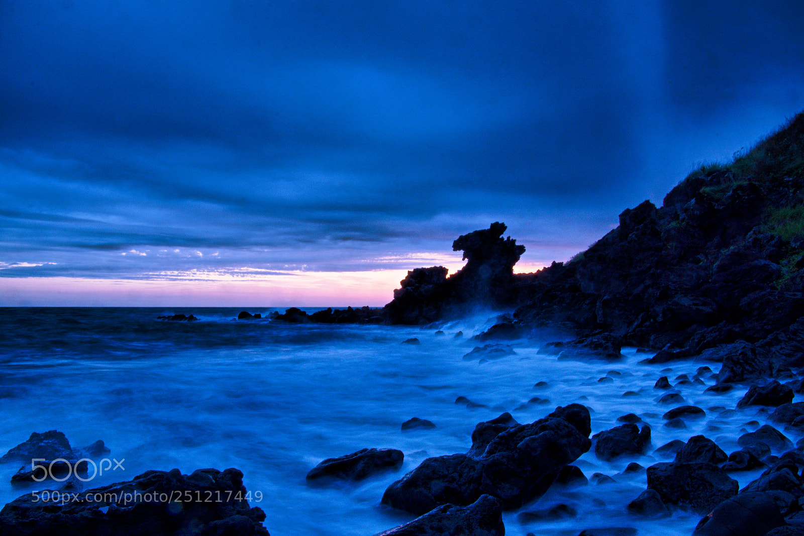 Nikon D5500 sample photo. Dawn and waves photography