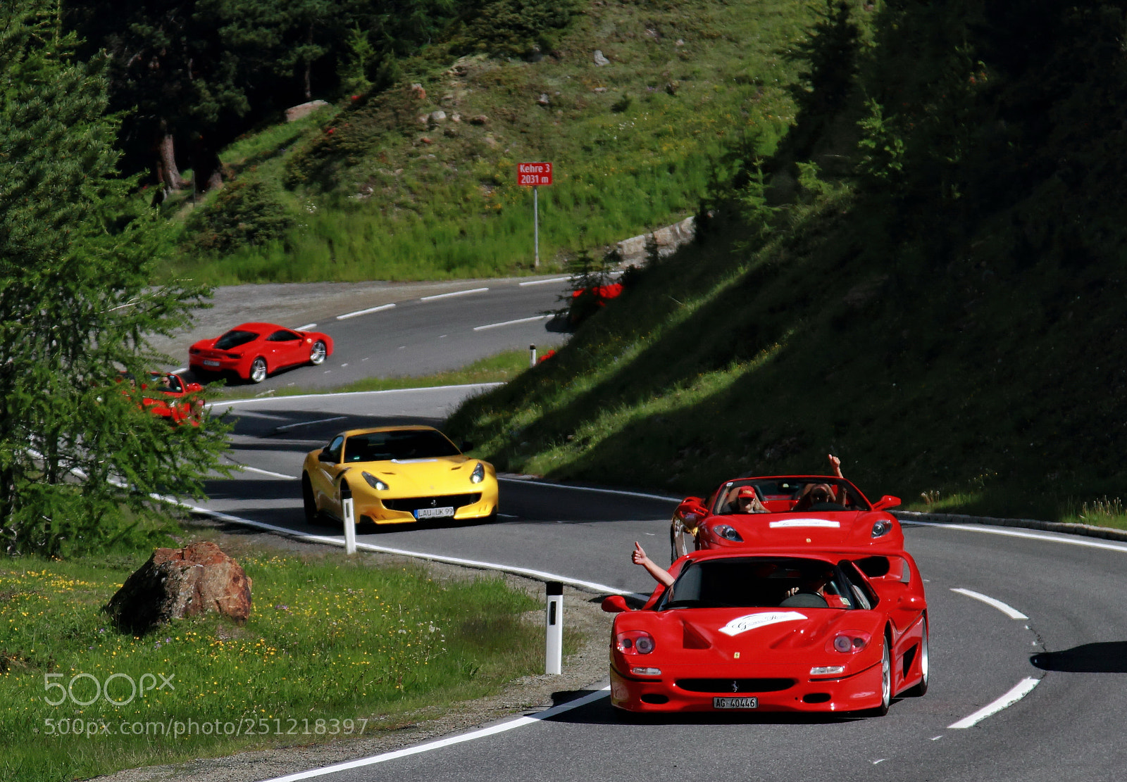 Canon EOS 7D + Canon EF 24-105mm F4L IS USM sample photo. Ferraris everywhere photography