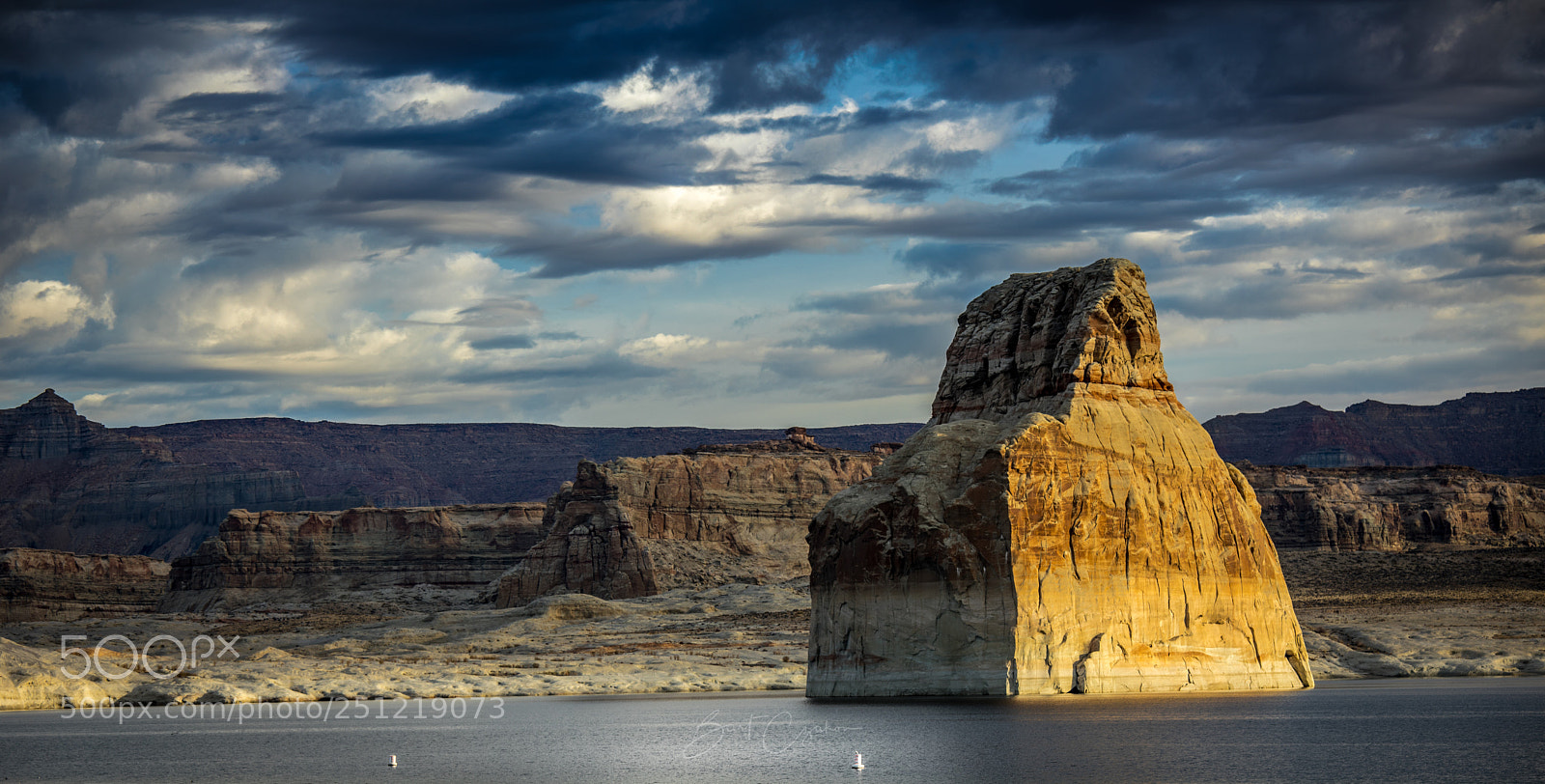 Canon EOS 5D Mark IV sample photo. Lone rock page photography