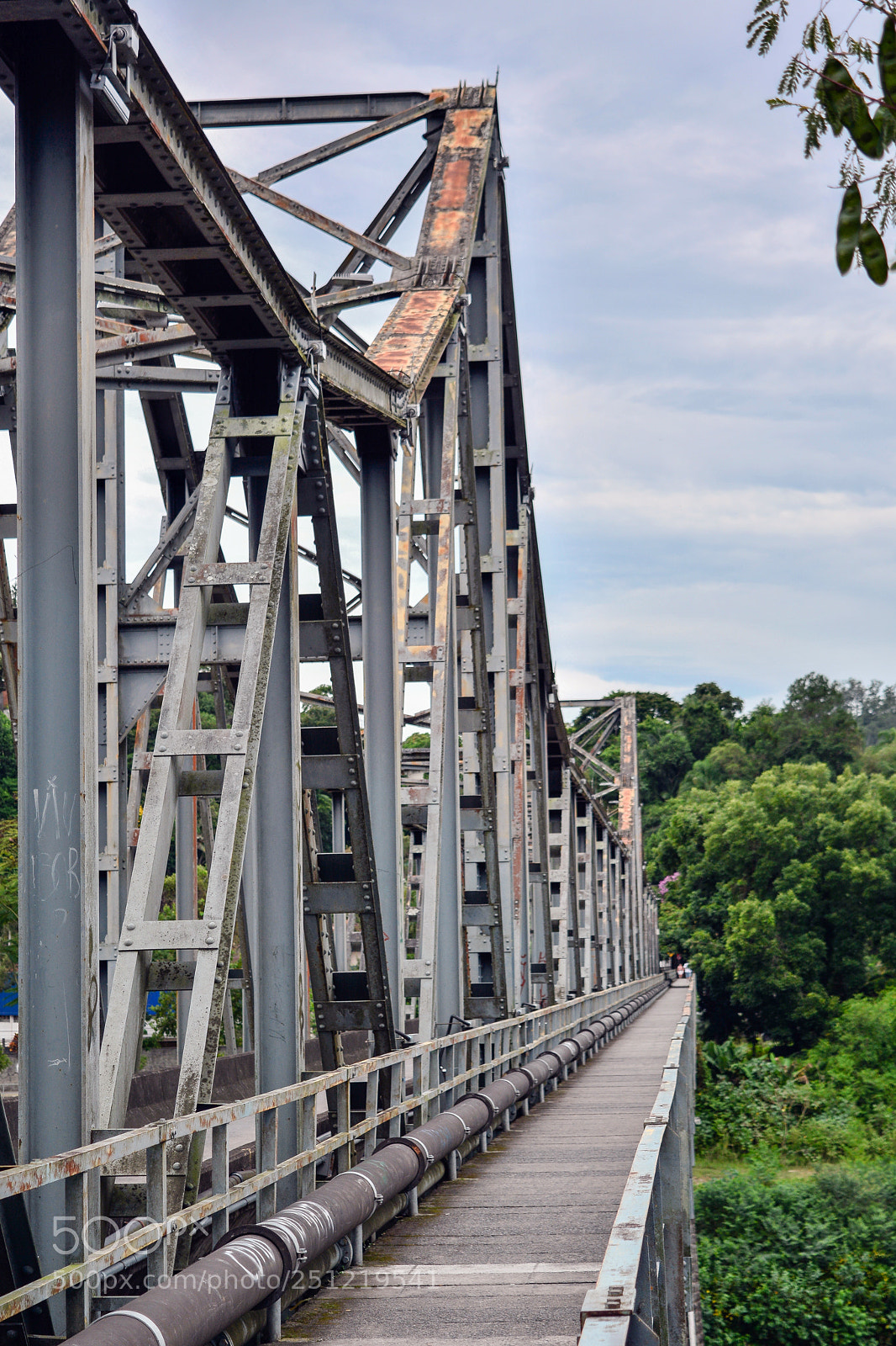Nikon D5200 sample photo. Ponte de ferro photography