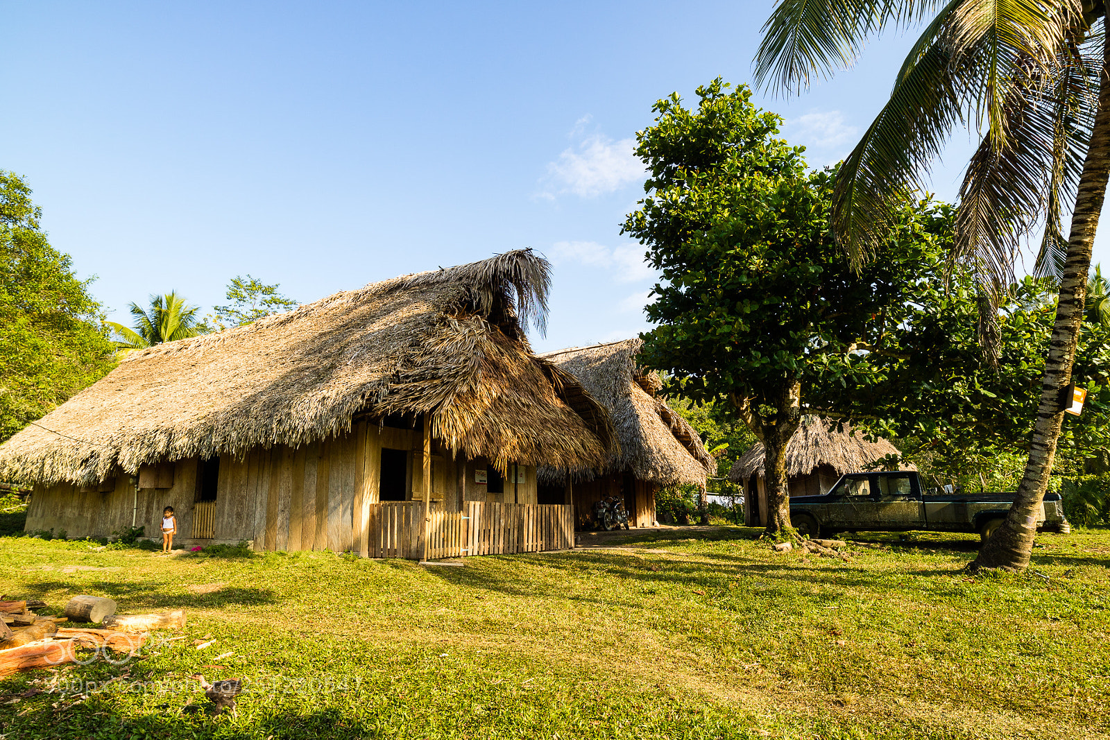 Canon EOS M3 sample photo. Huts photography