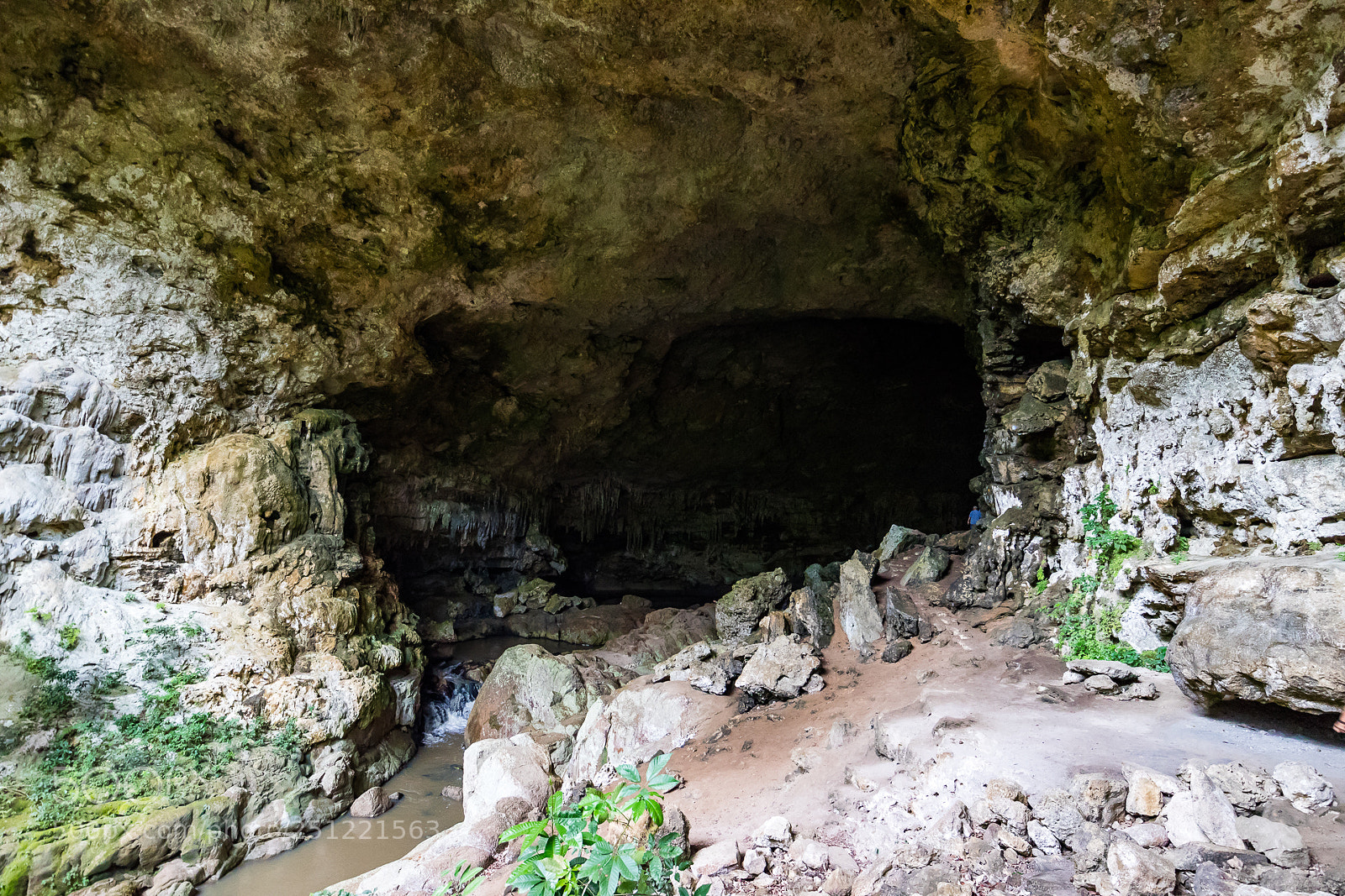 Canon EOS M3 sample photo. Cave photography