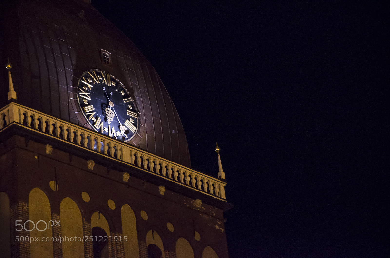 Nikon D7000 sample photo. Magical clock photography
