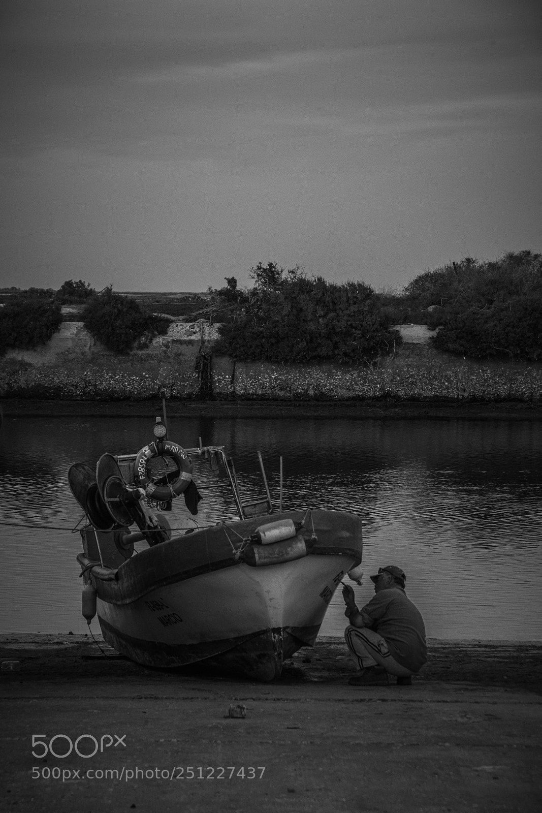 Nikon D5200 sample photo. Painting fisherman photography