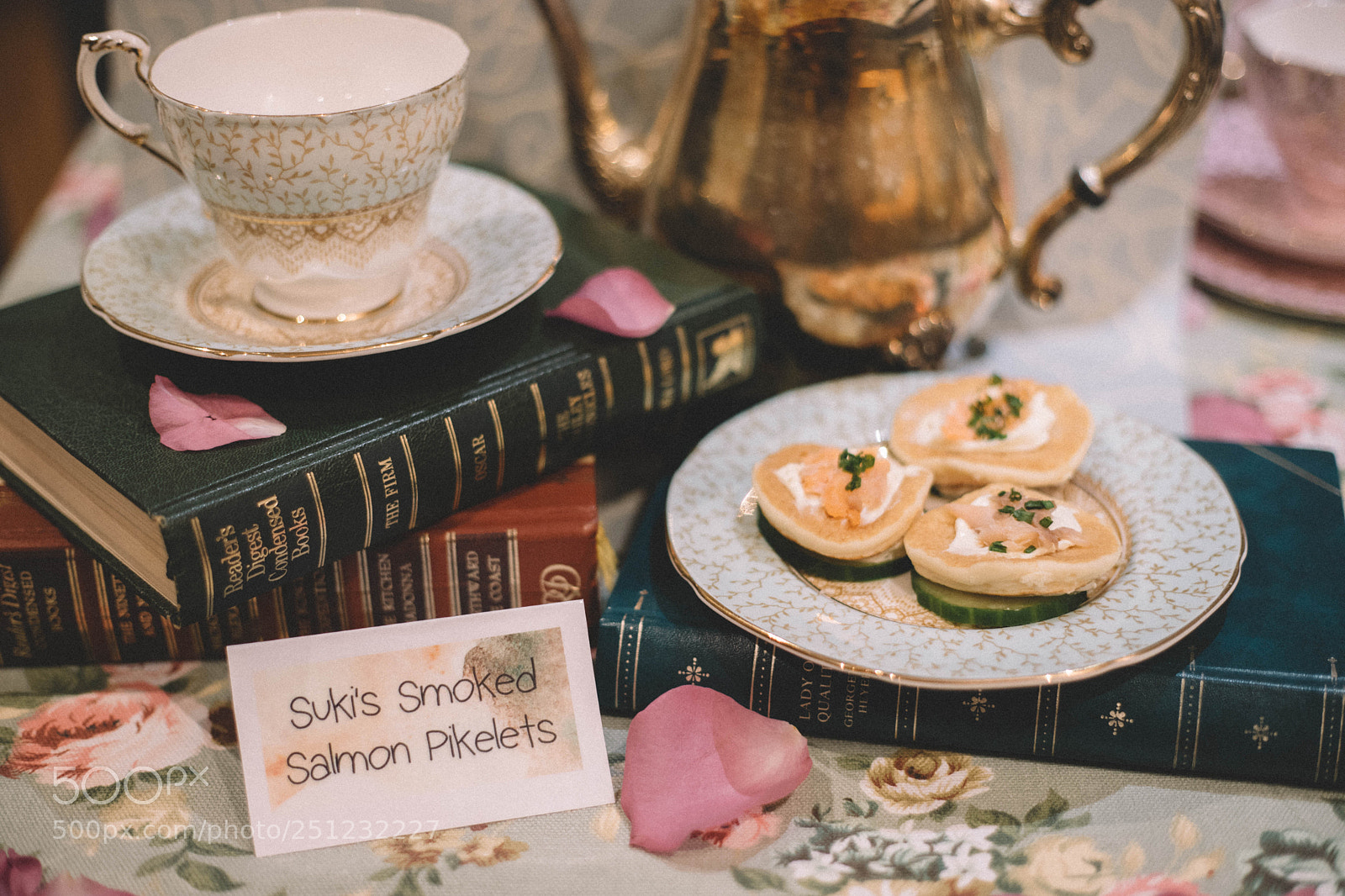 Canon EOS 6D Mark II sample photo. Salmon pikelets photography